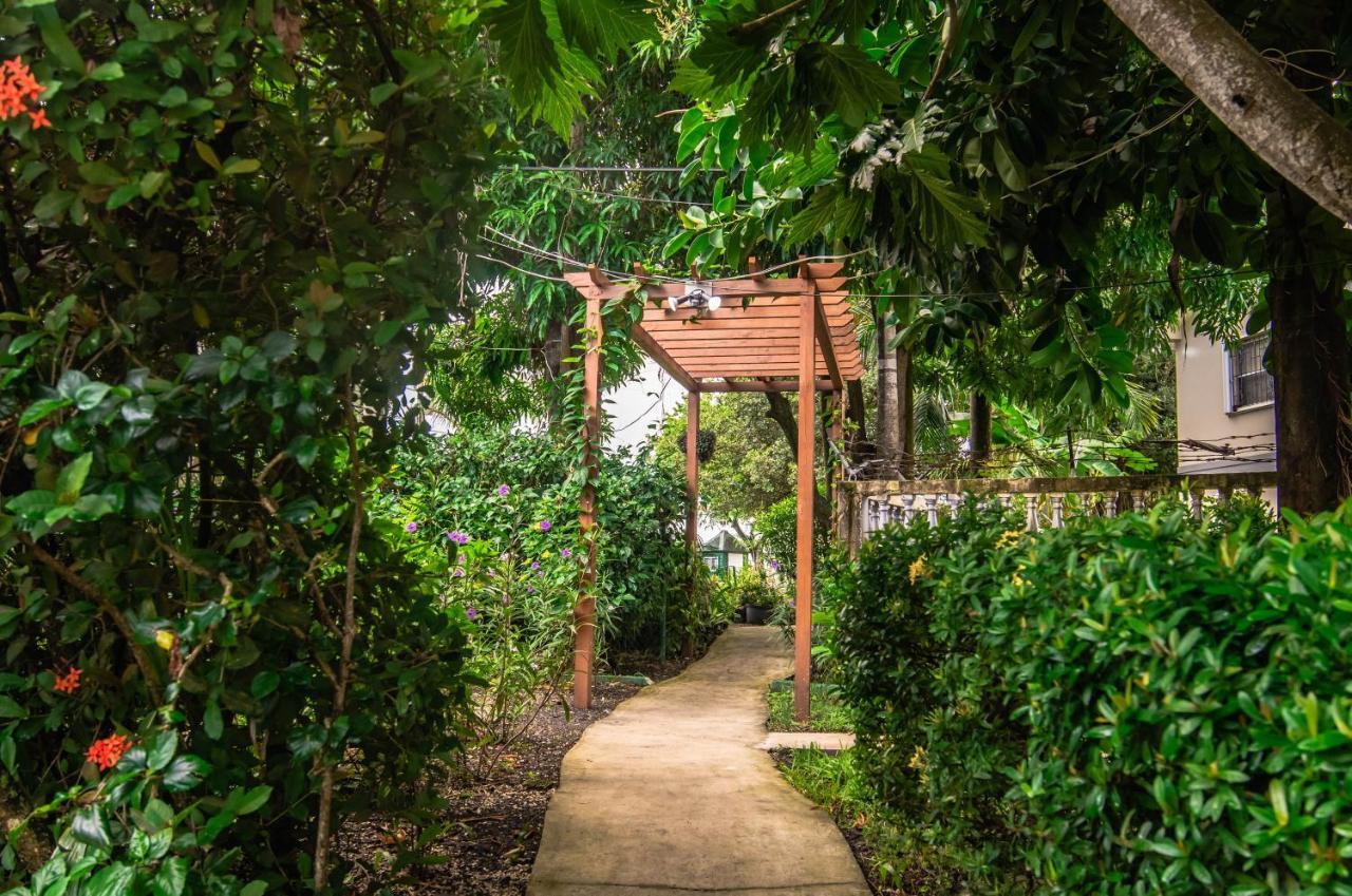 Harbour View Boutique & Yoga Retreat Resort *