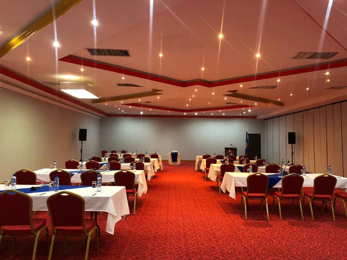 Ramada By Wyndham Princess Belize 3*