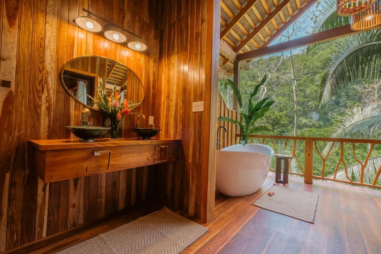 Lodge Sweet Songs Jungle