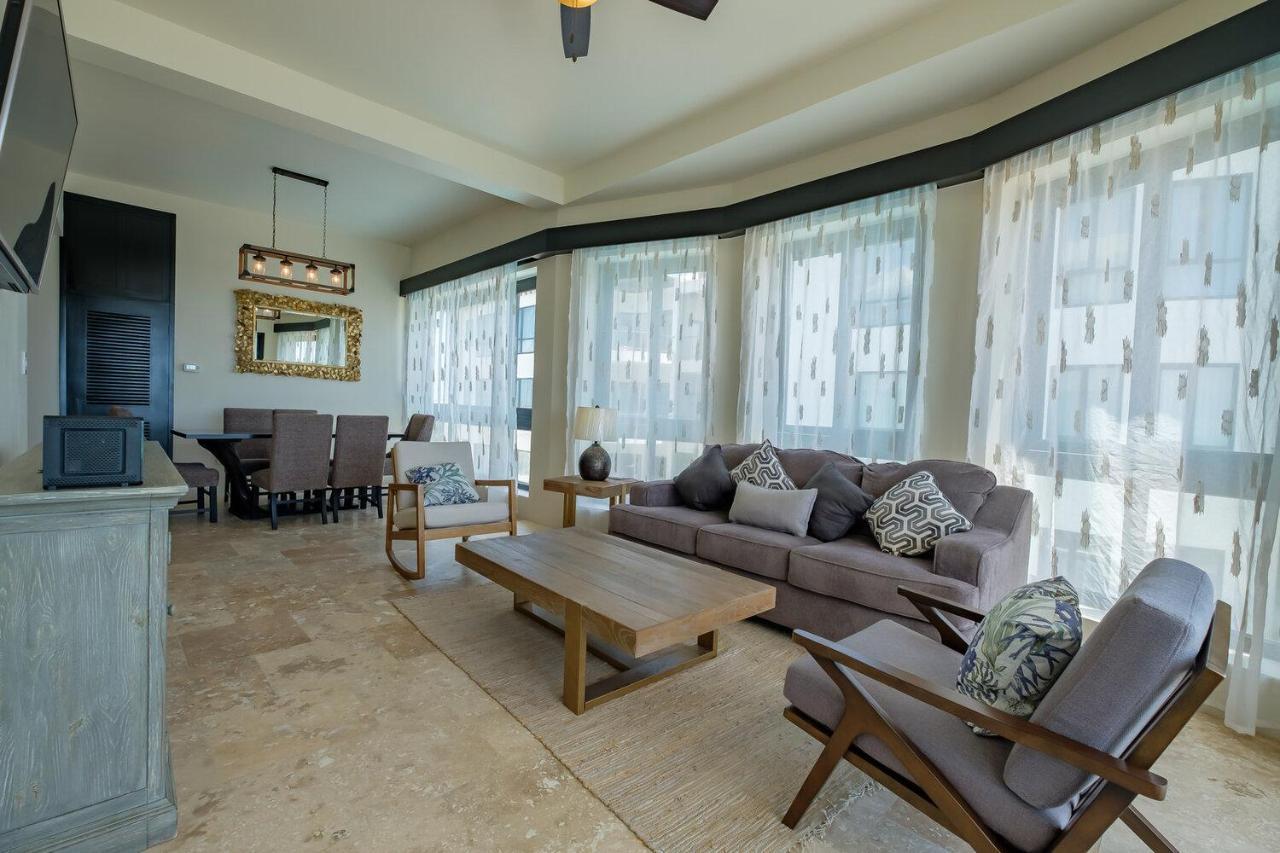 Hotel Diamante Beachfront 5*