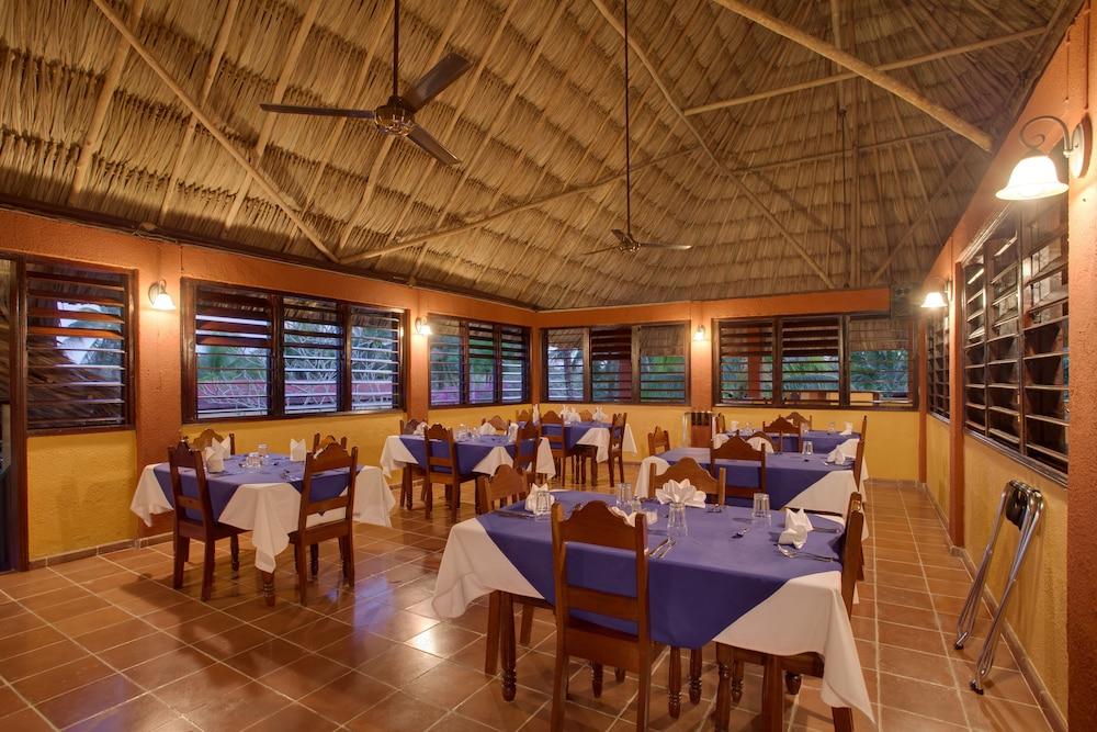 Windy Hill Resort San Ignacio