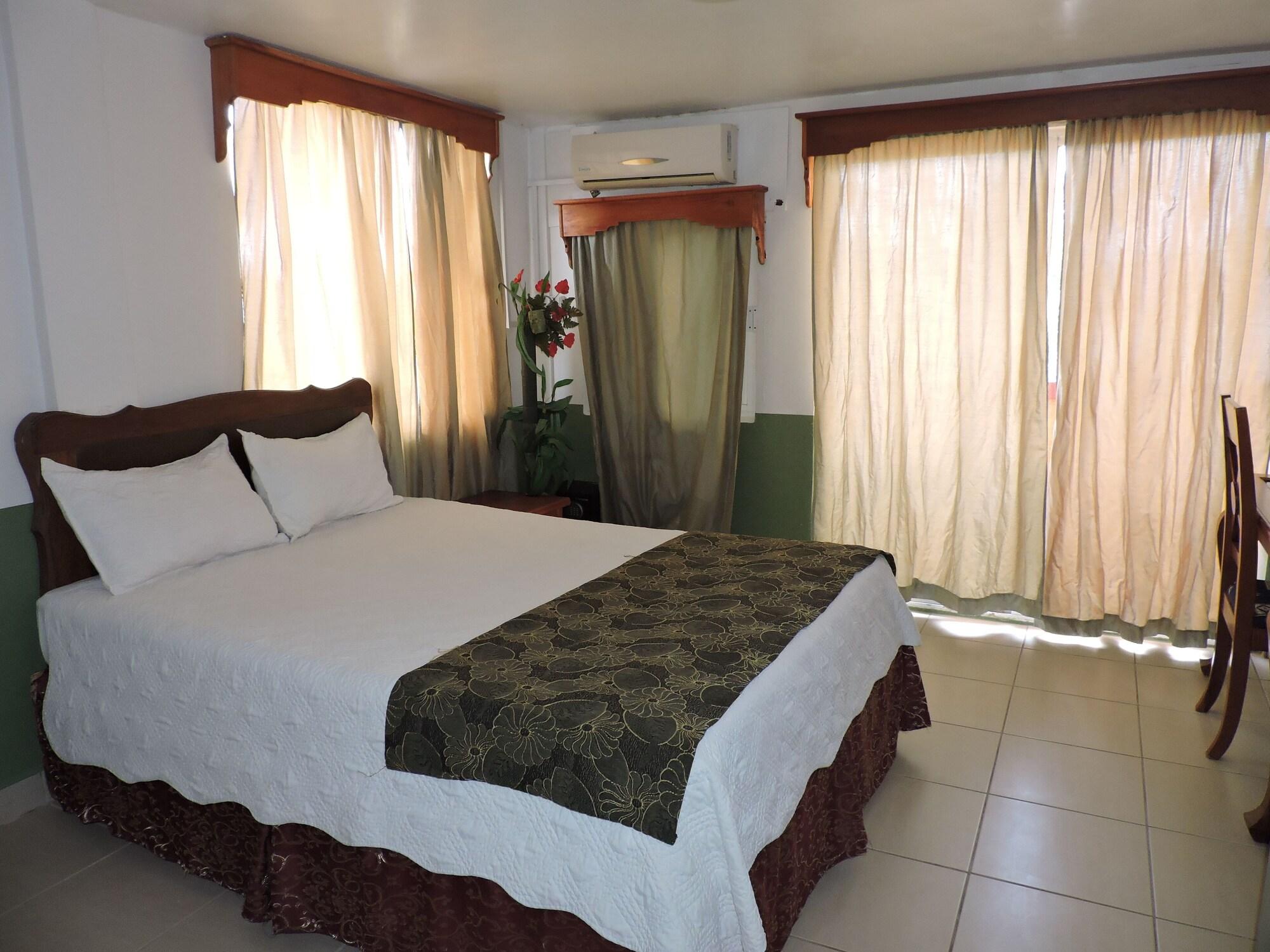 Hotel Spindrift 2*