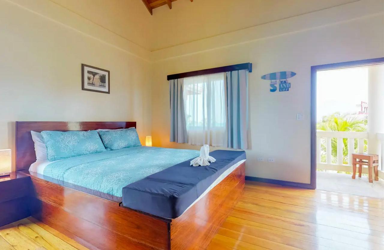 Sandy Feet 4* Placencia