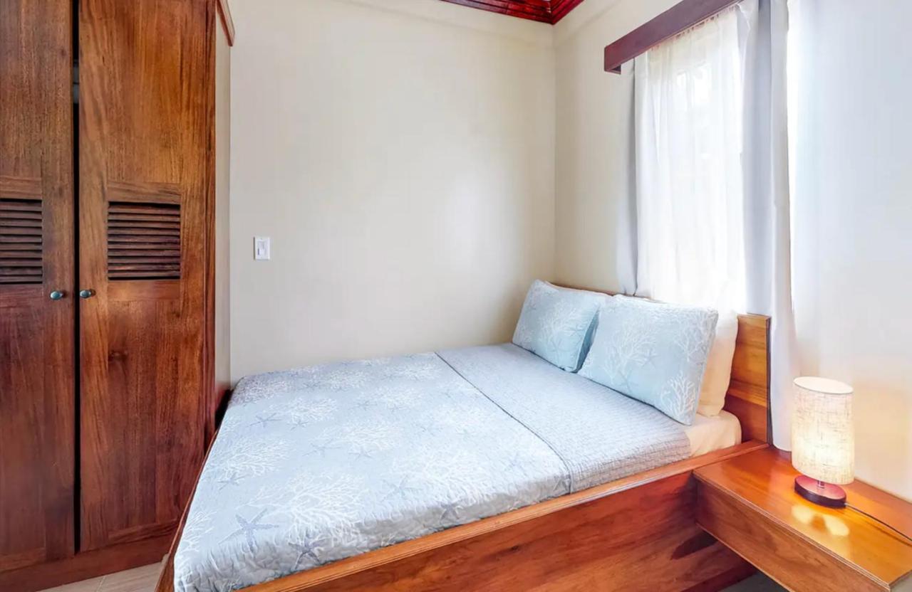 Sandy Feet Hotel