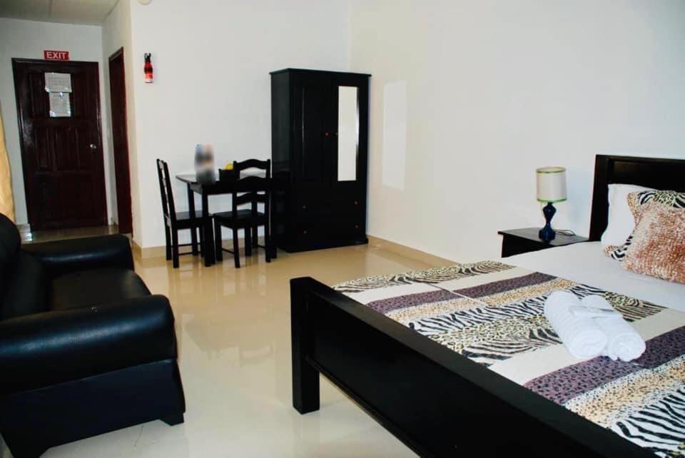 Coastal Bay & Golf Cart Hotel San Pedro (Ambergris Caye)