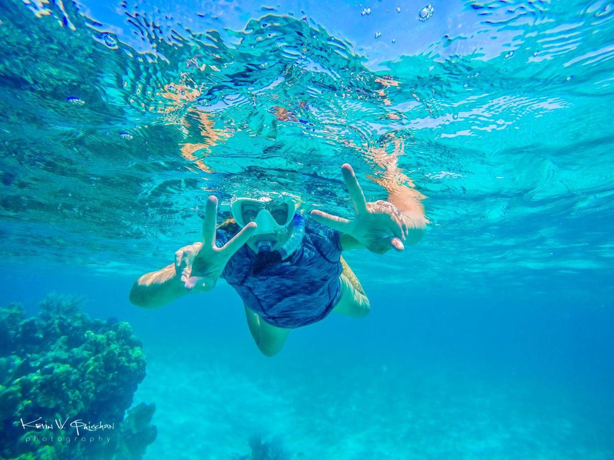 Blue Reef Island * Dangriga