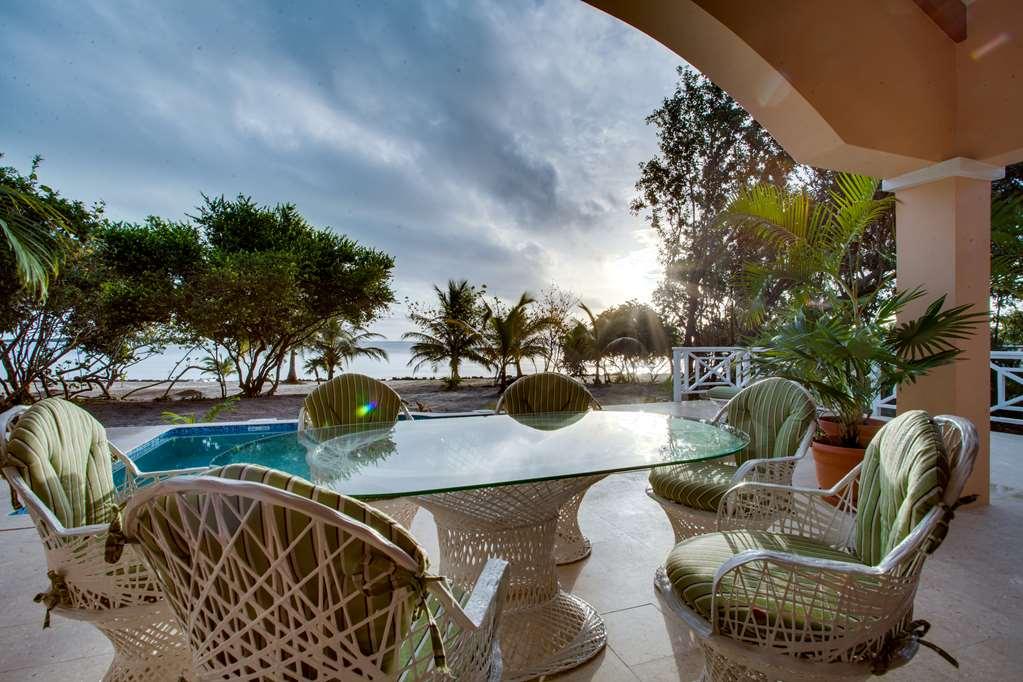 Resort Naia And 4*