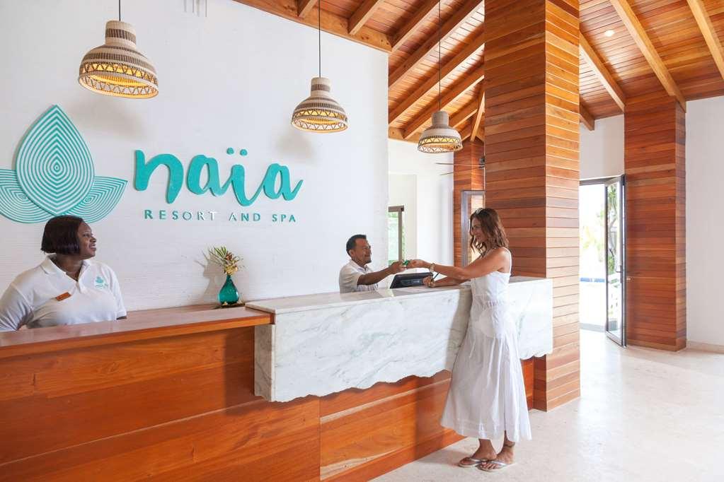 Resort Naia And 4*