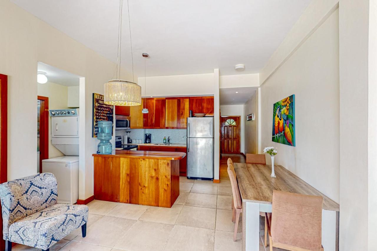 A1 At Blue Water Apartment *