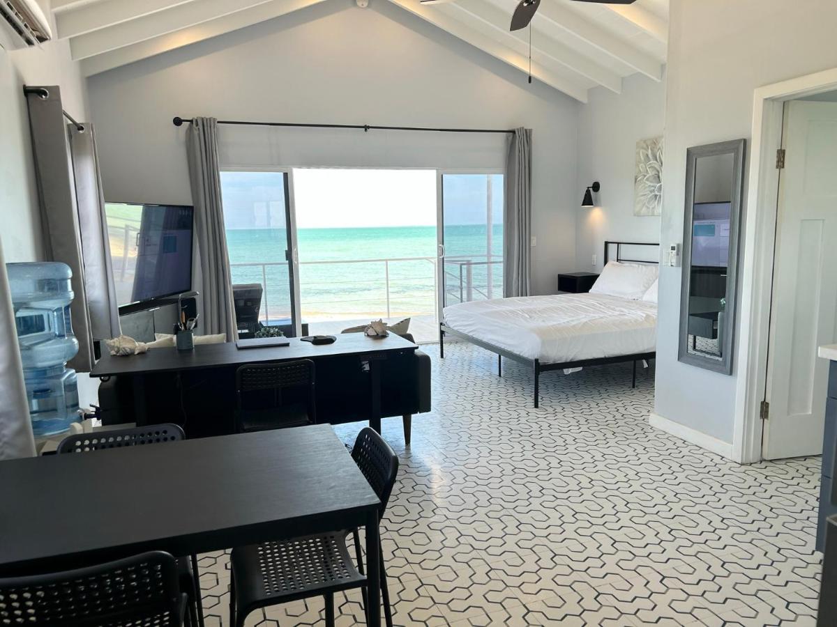 Villas Secreta Beachfront *