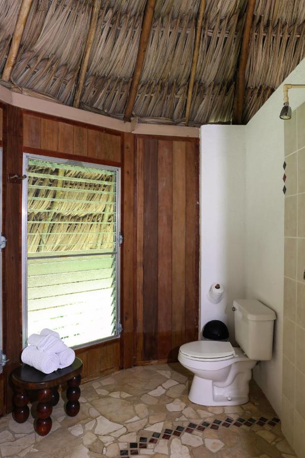 Jade Jungle Resort *