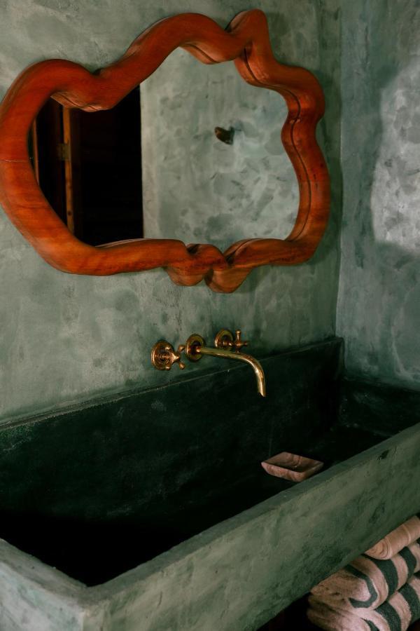 Jade Jungle Teakettle Village