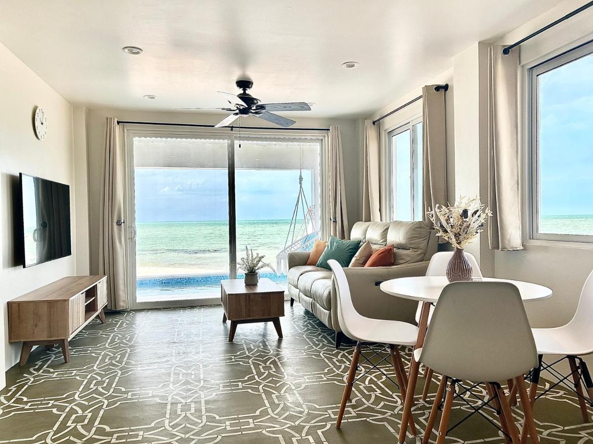 Villas Secreta Beachfront * San Pedro (Ambergris Caye)