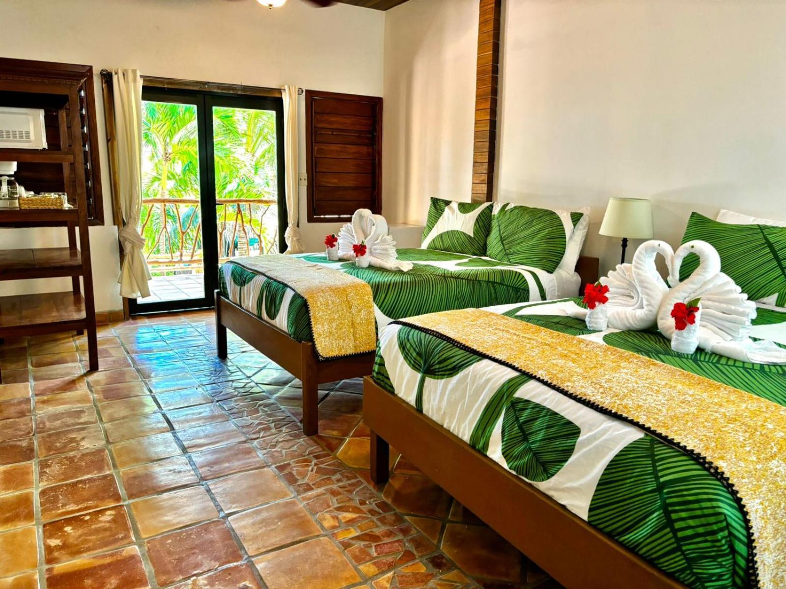 Azure Del Mar Inn Maya Beach
