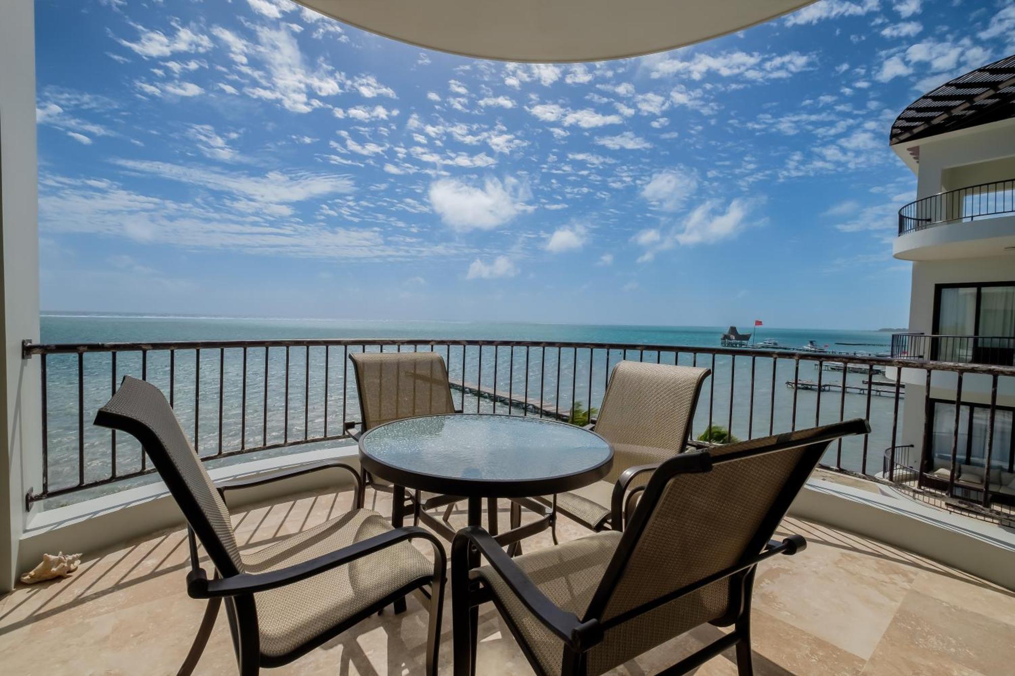 Diamante Beachfront 5* San Pedro (Ambergris Caye)