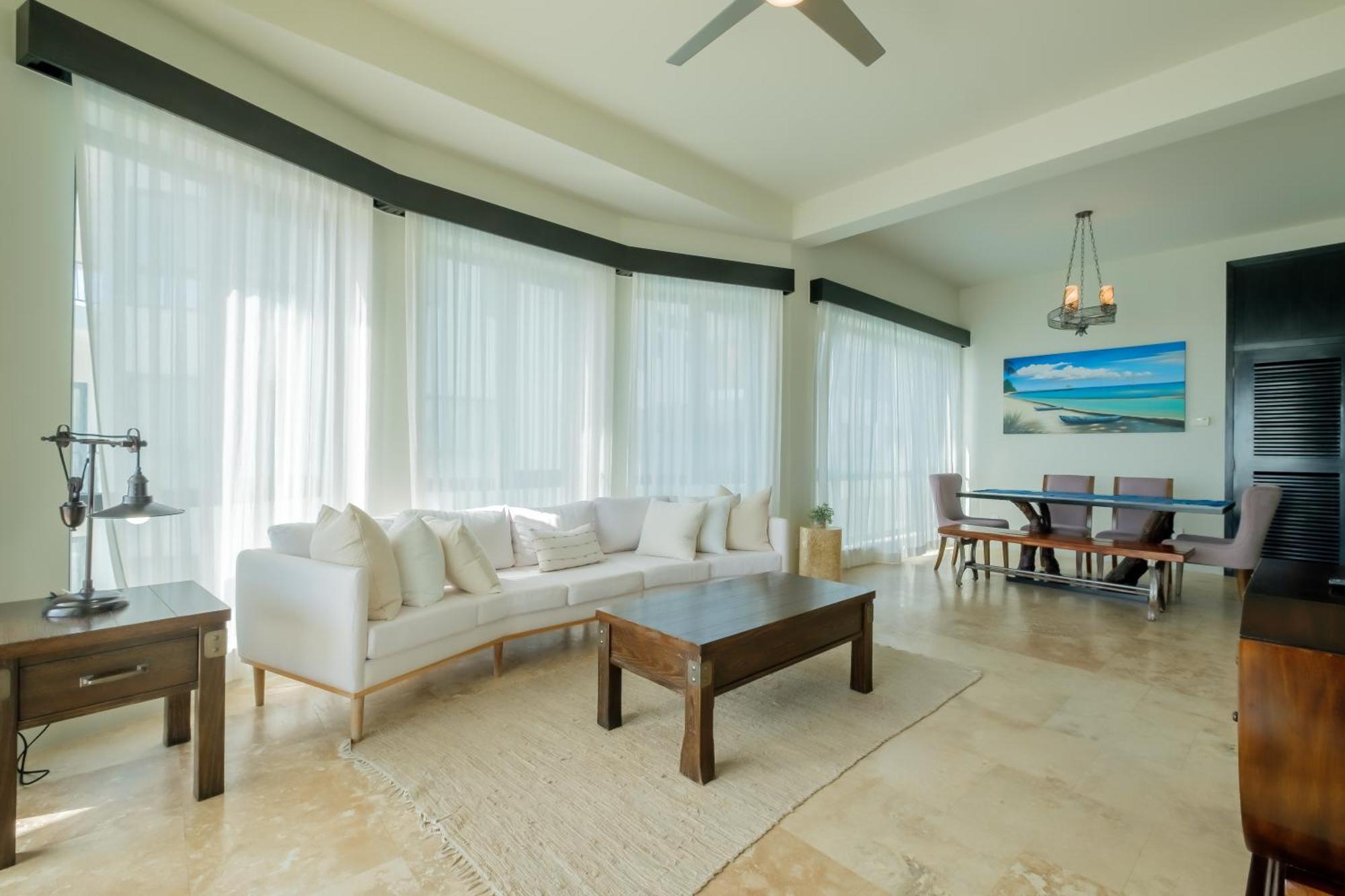 Diamante Beachfront 5* San Pedro (Ambergris Caye)