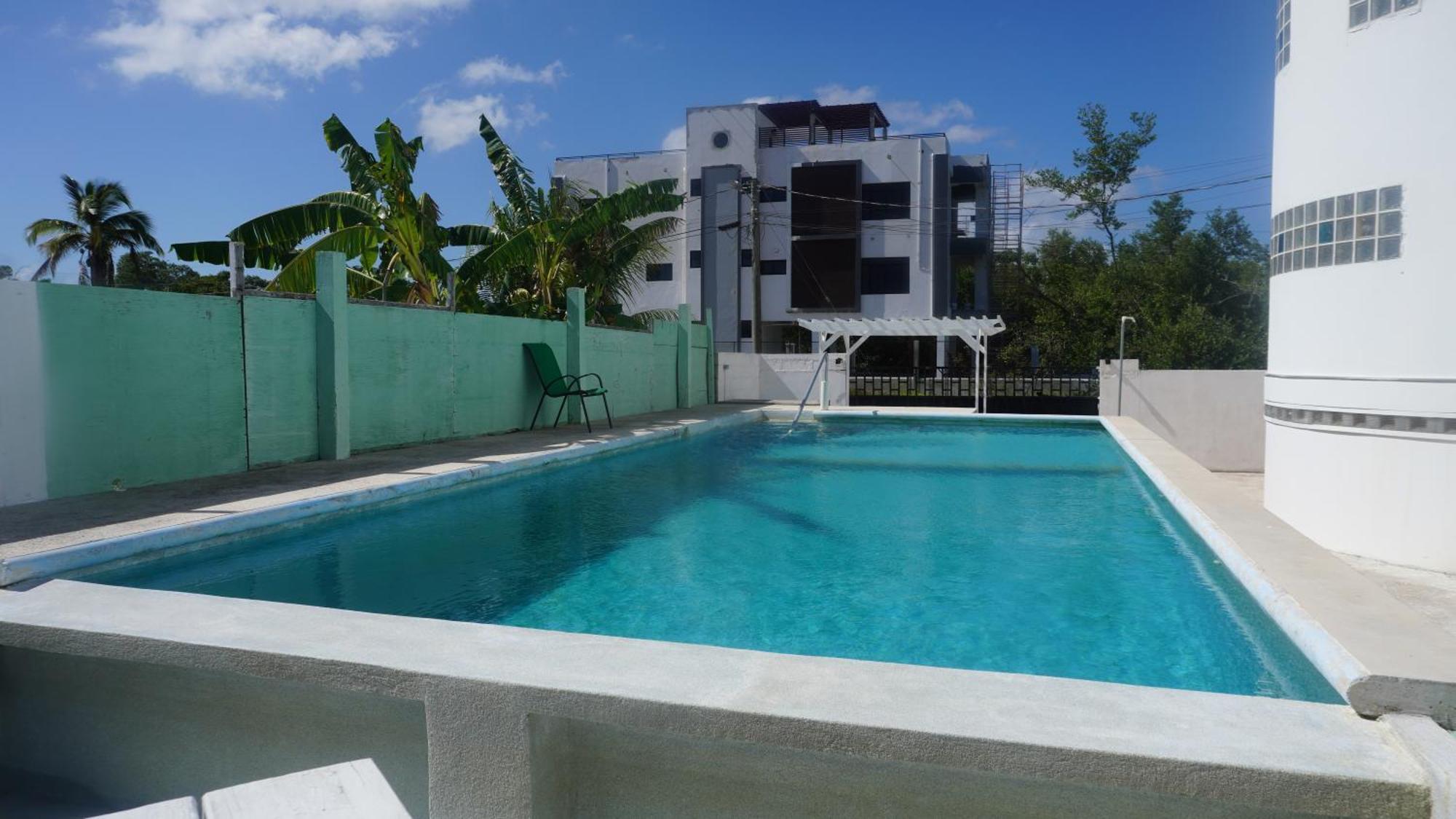 Apartment Belize Poolside Sea View Economy With Infinity Pool & Overwater Deck *