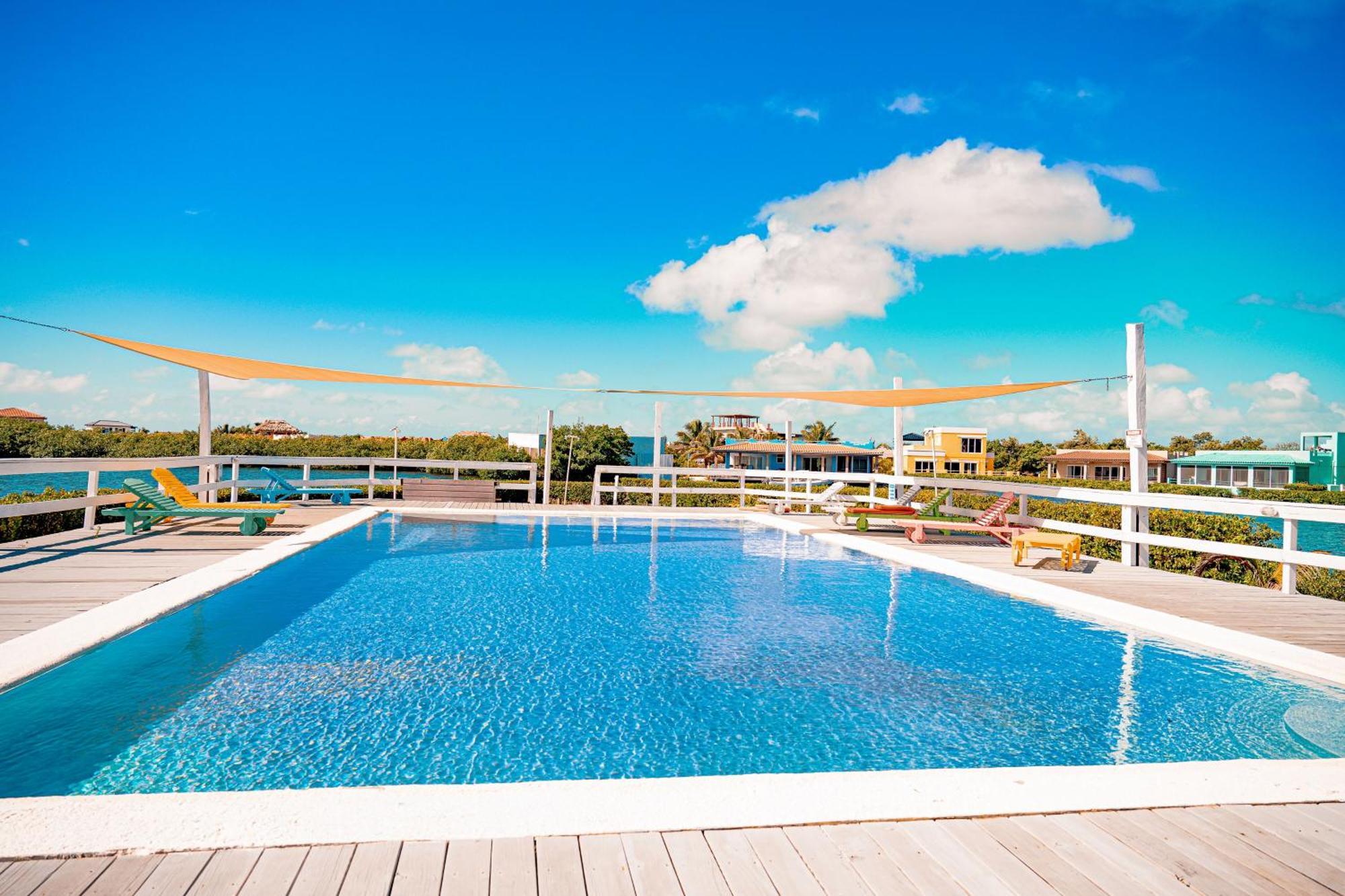 B103 Mara Laguna Apartment San Pedro (Ambergris Caye)