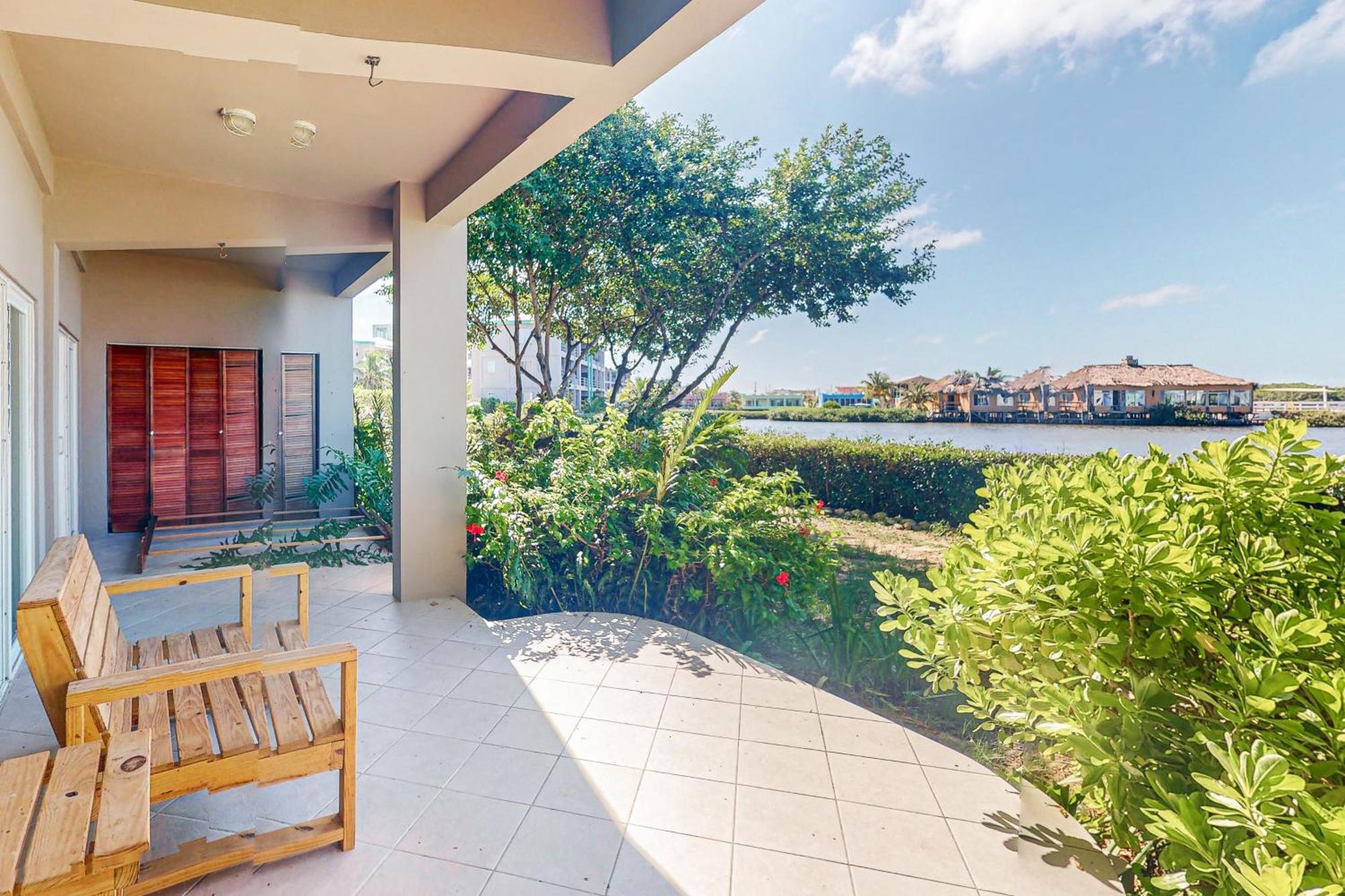 Apartment B103 Mara Laguna *