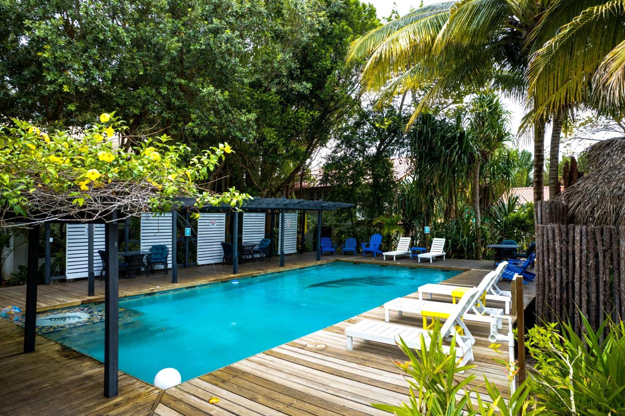 Azure Del Mar Inn Maya Beach