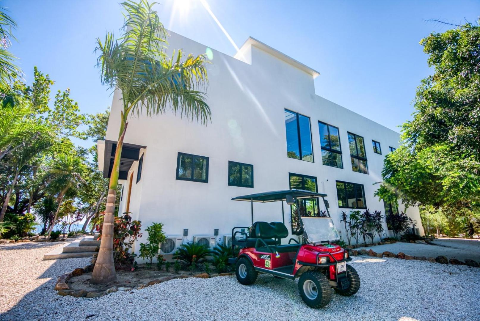 Balam - Modern 4 Bedroom Ocean Front With Pool Villa Maya Beach