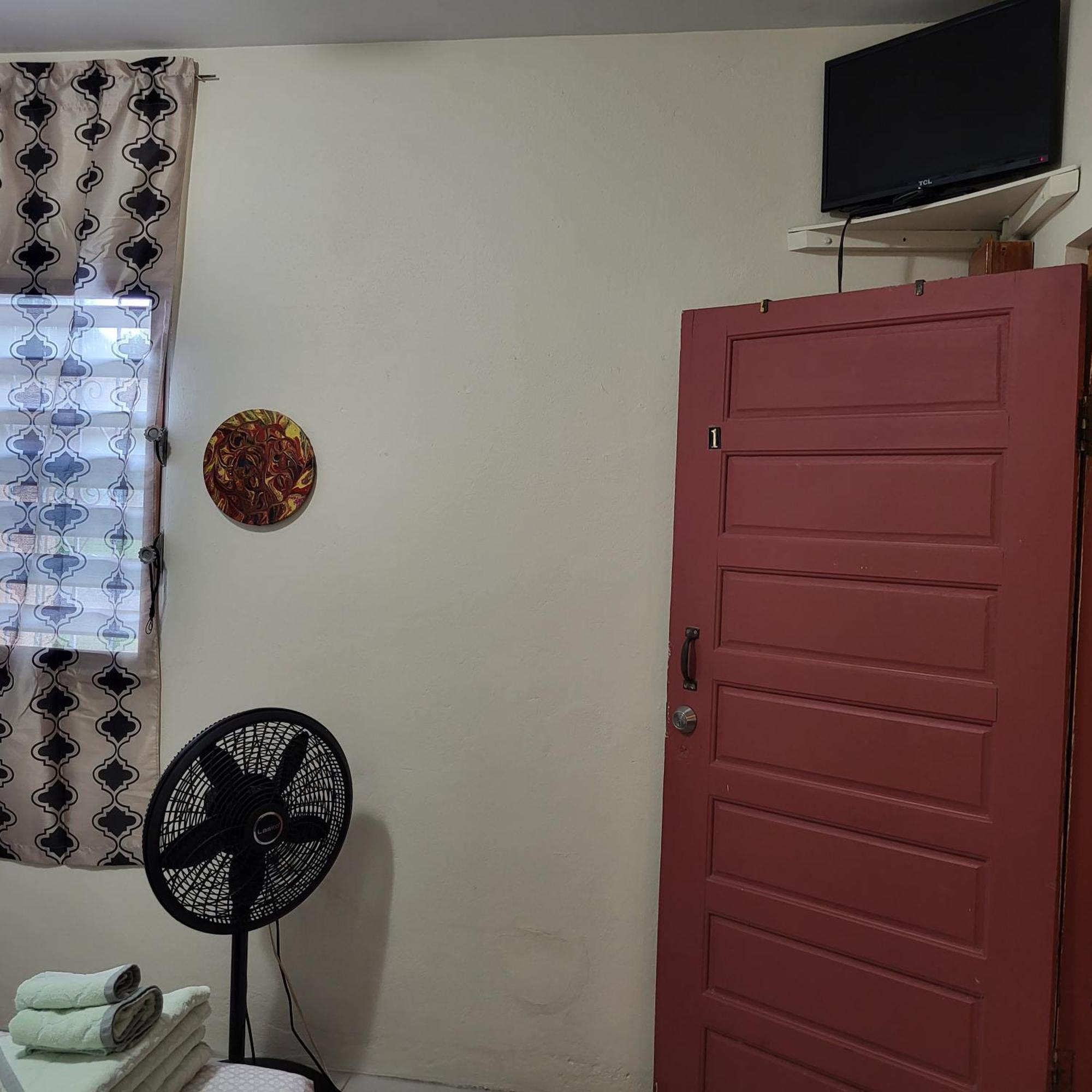 Hacienda Tropical Guest house Belmopan