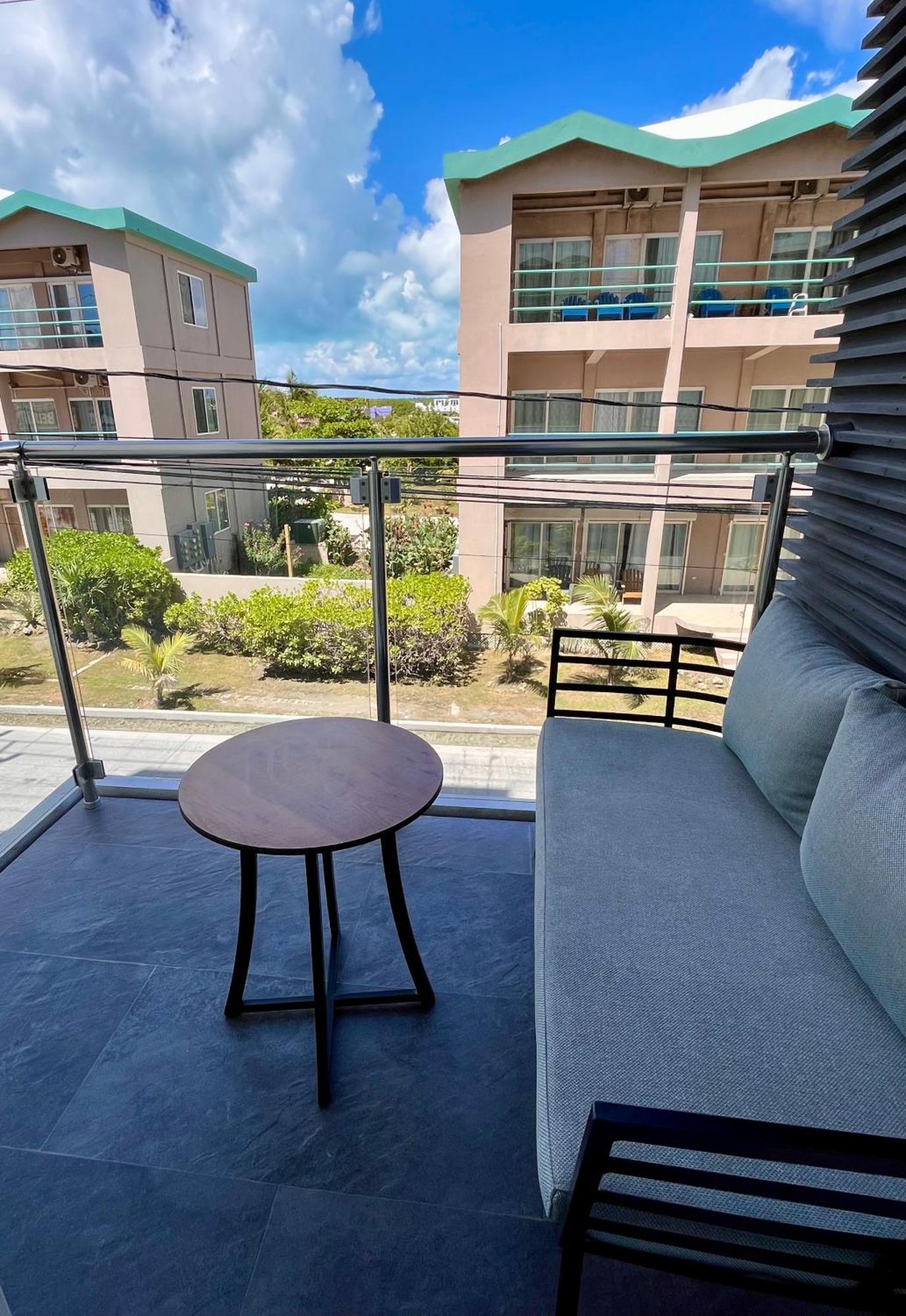 Resort The Watermark 4*