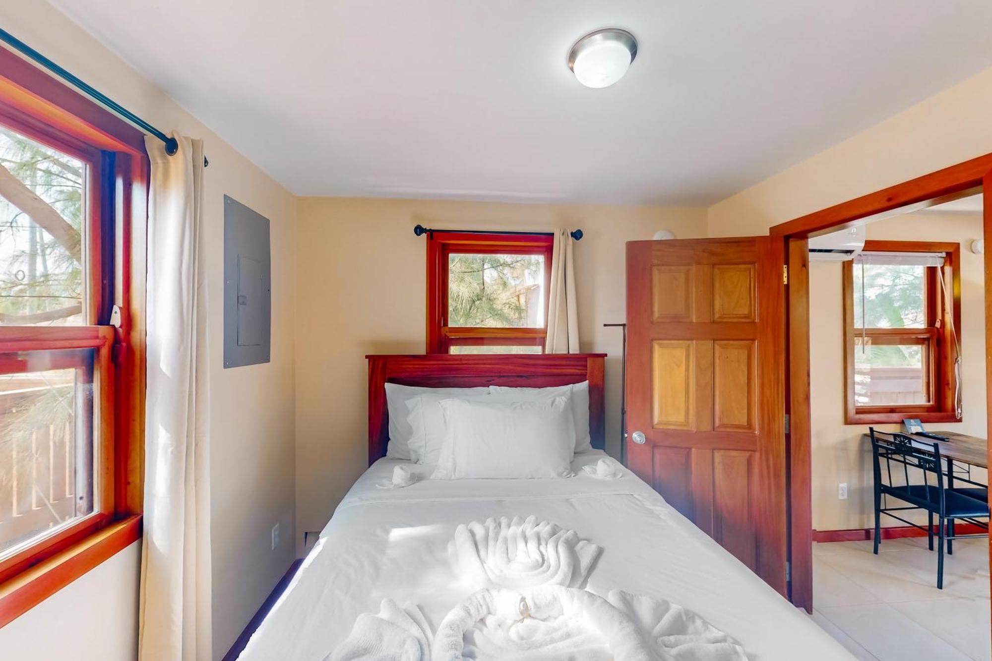 The At Island Pearl Gold Standard Certified *