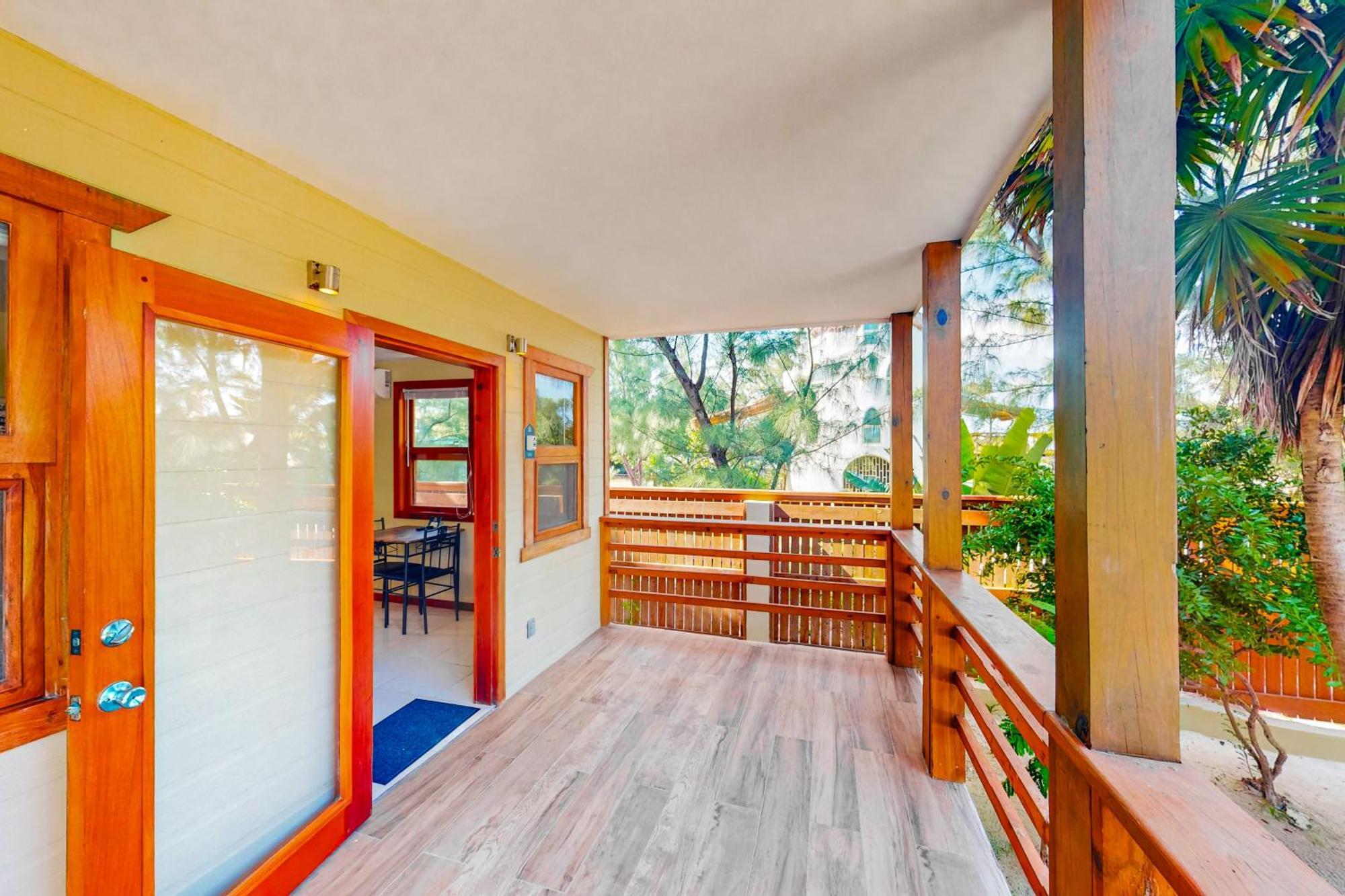 The At Island Pearl Gold Standard Certified Caye Caulker