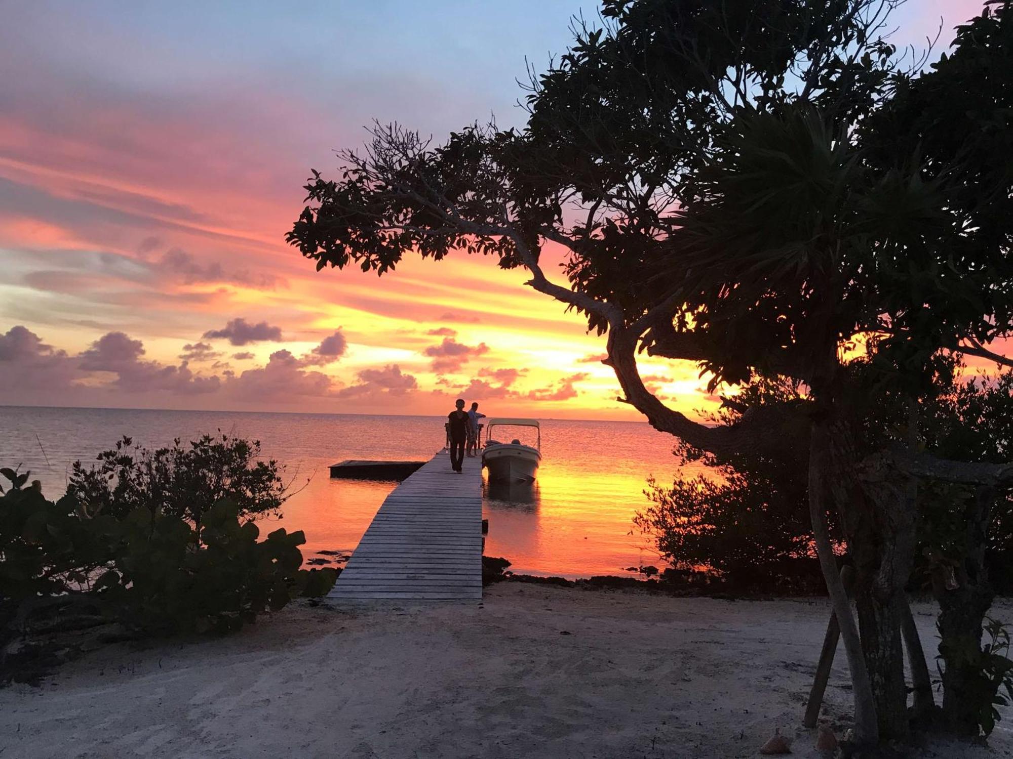 Mahogany Bay And Club, Curio Collection Resort