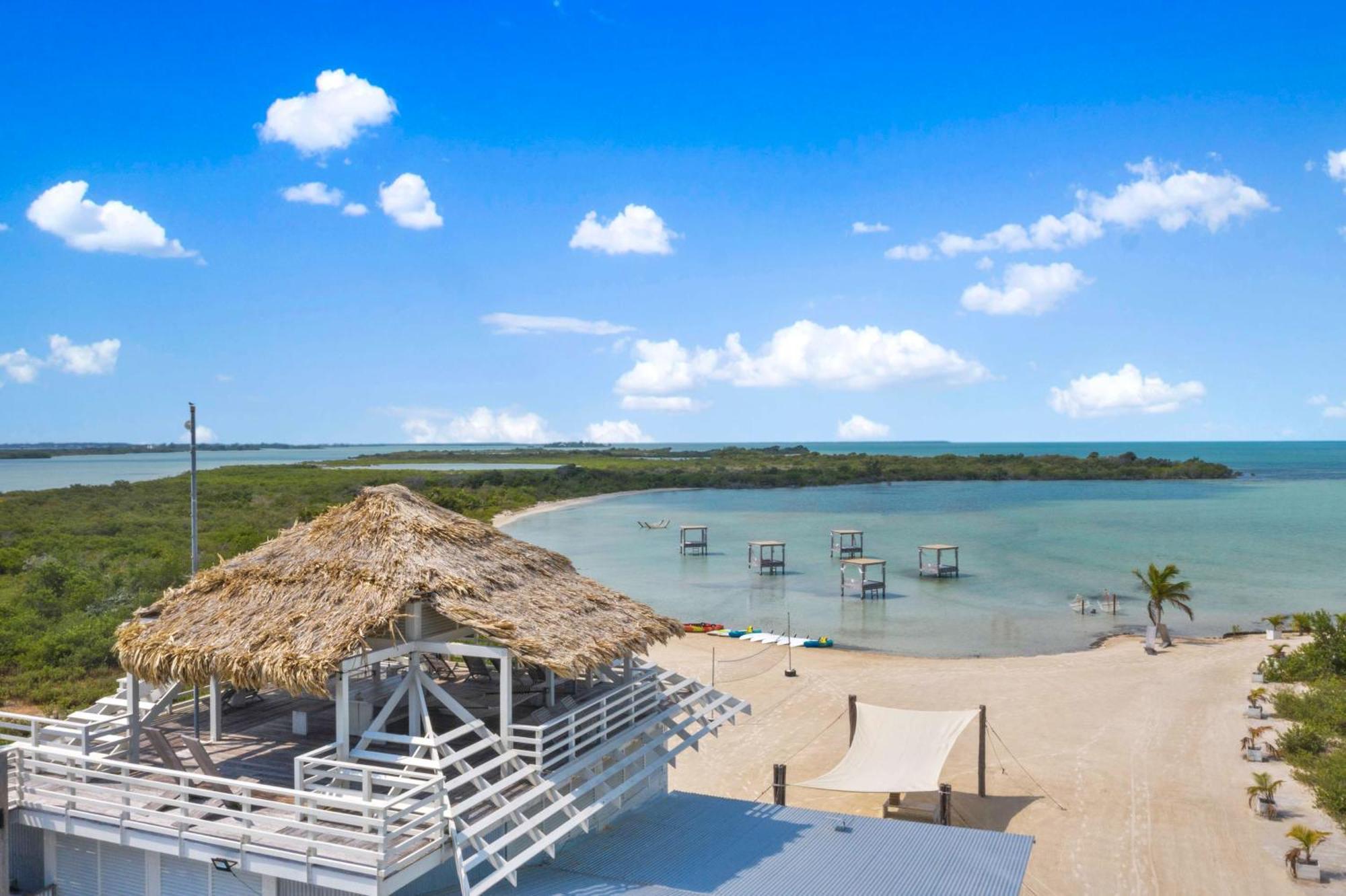 Mahogany Bay And Club, Curio Collection