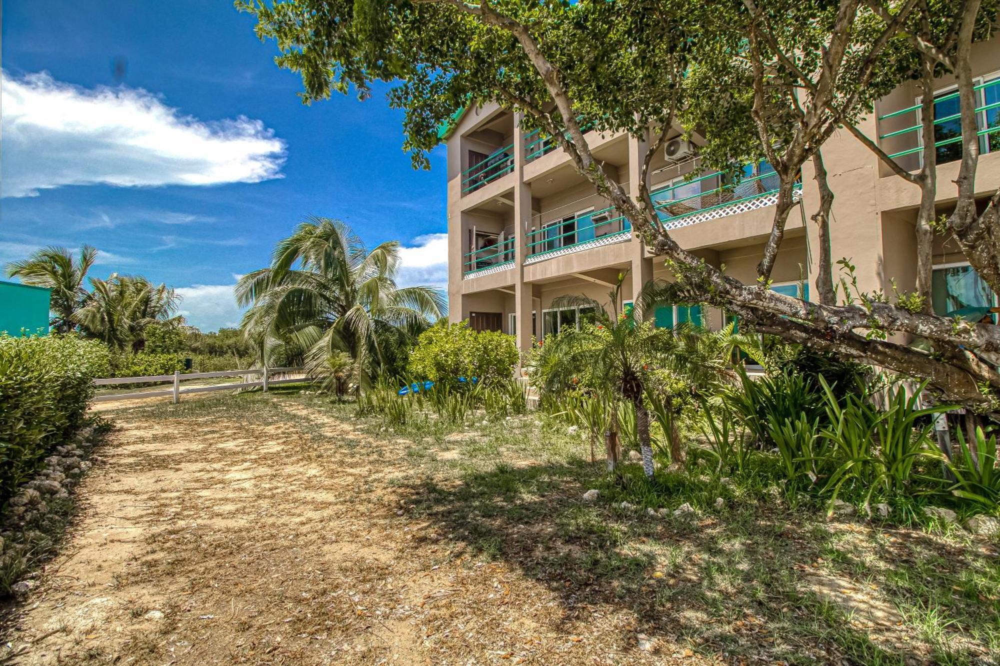Apartment B103 Mara Laguna San Pedro (Ambergris Caye)