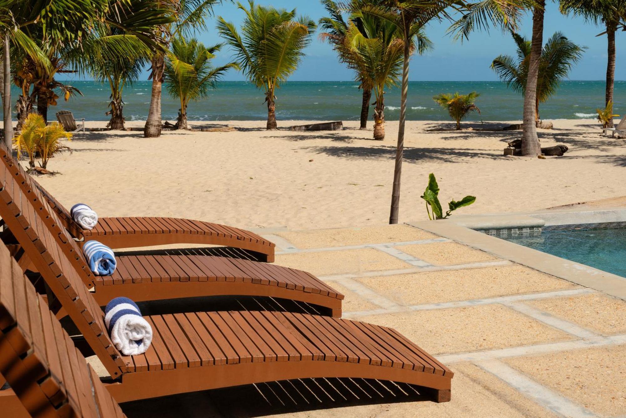 Sandy Feet 4* Placencia