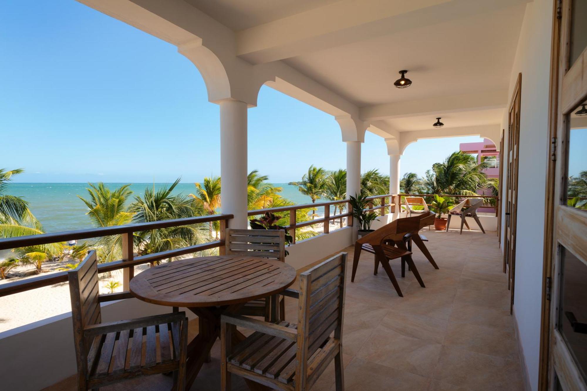 Sandy Feet 4* Placencia