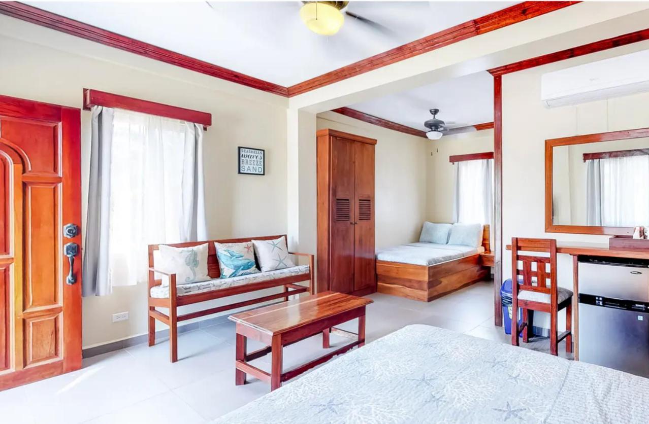 Hotel Sandy Feet Placencia