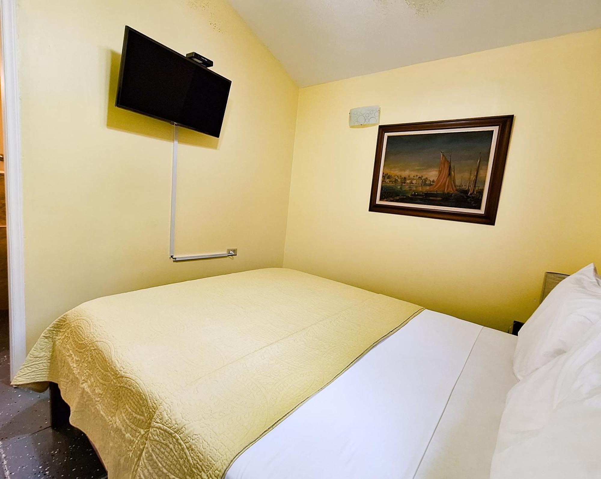 Harbour View Boutique & Yoga Retreat Belize City