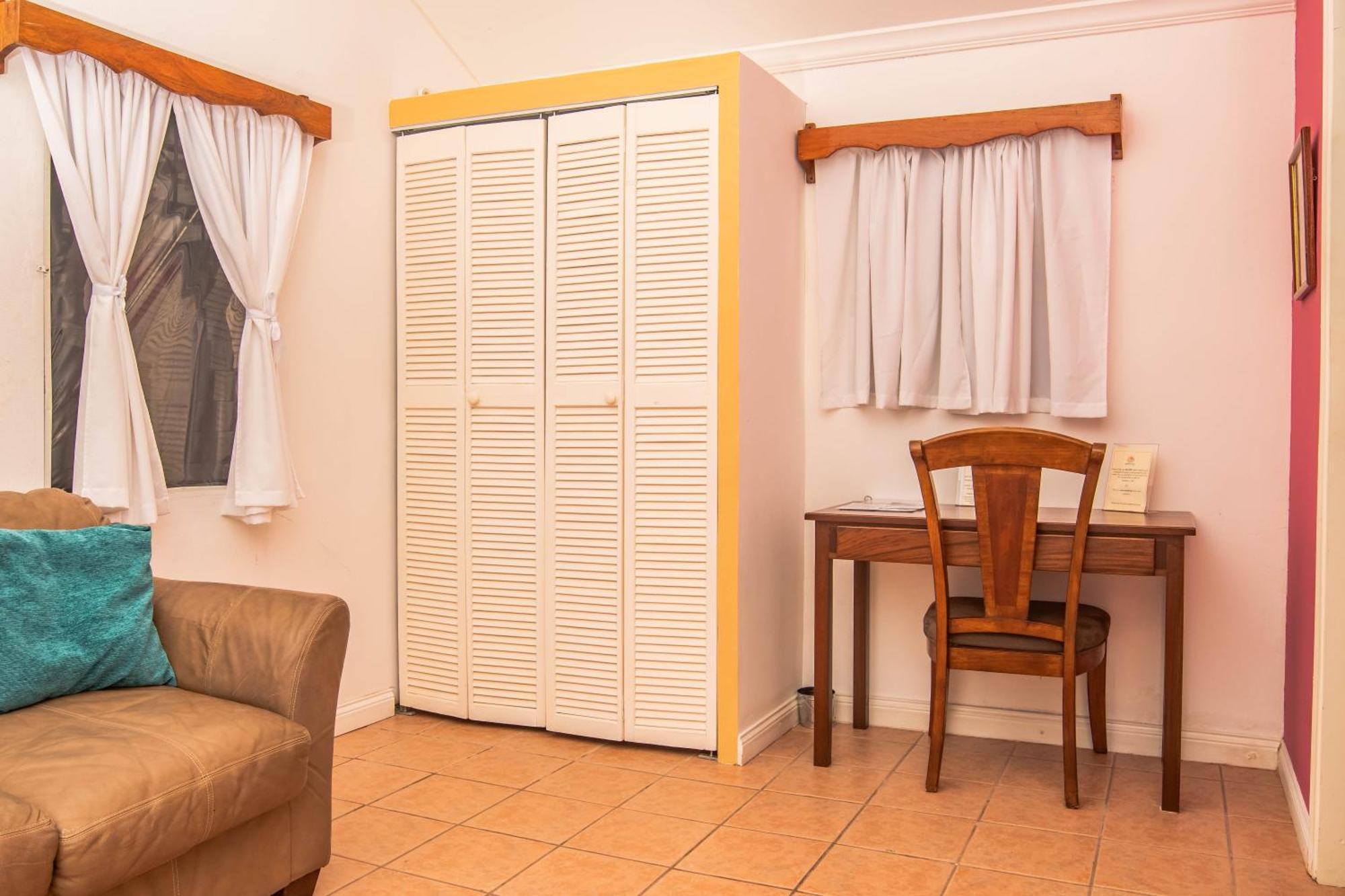 Harbour View Boutique & Yoga Retreat Resort *