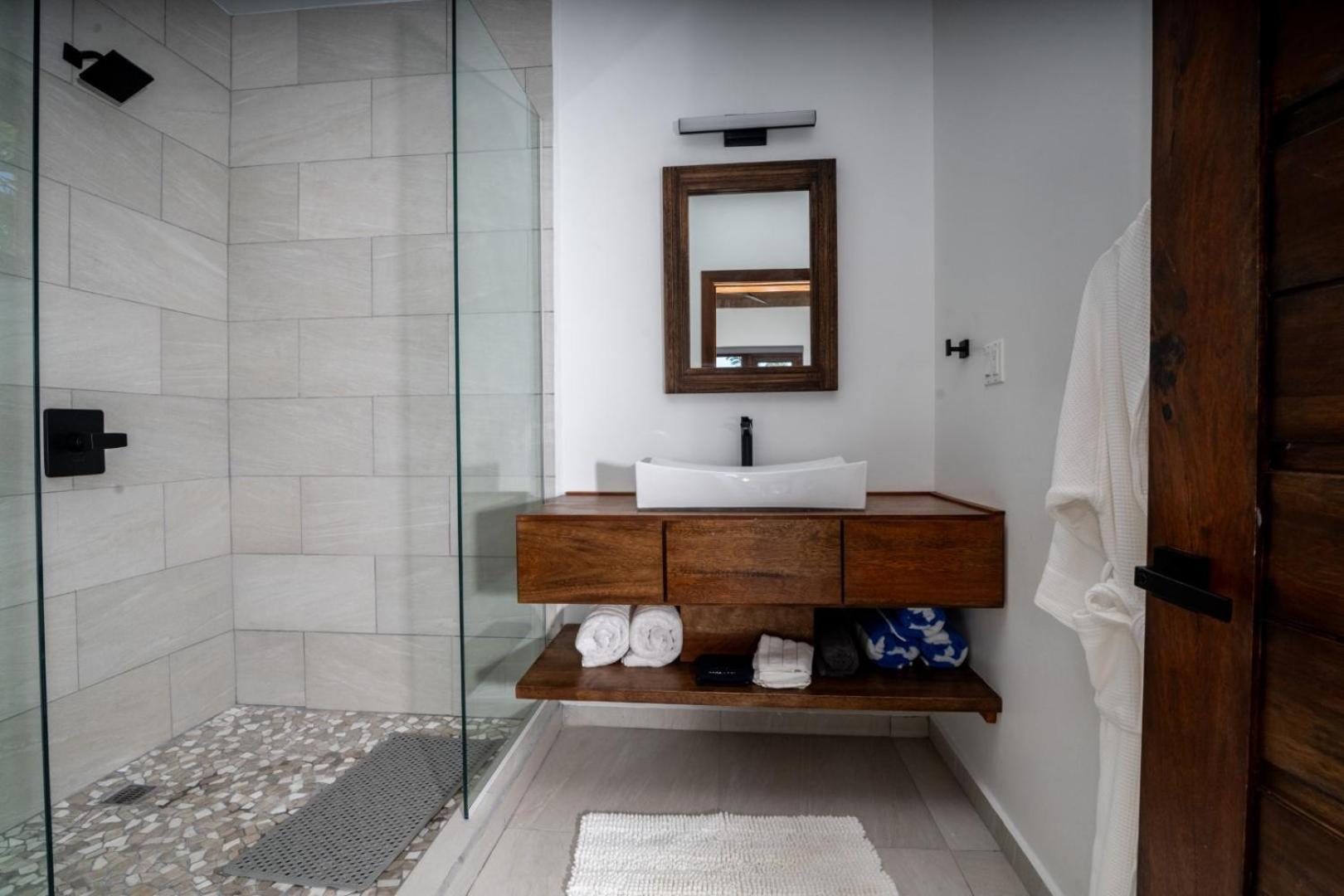 New Oceanfront 5 Bedroom Private Island Placencia