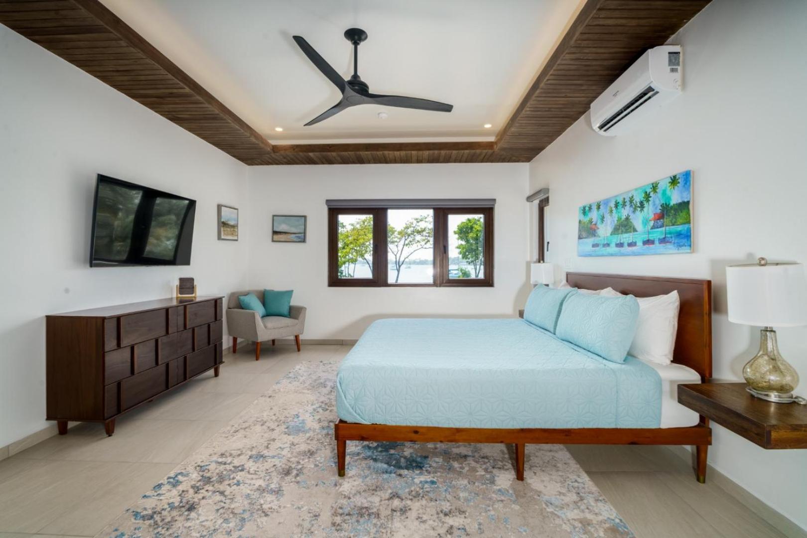 New Oceanfront 5 Bedroom Private Island Villa Placencia