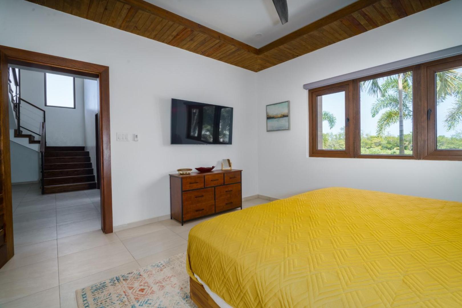 Villa New Oceanfront 5 Bedroom Private Island