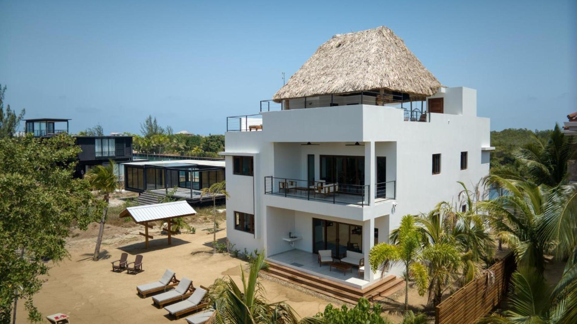 New Oceanfront 5 Bedroom Private Island Villa