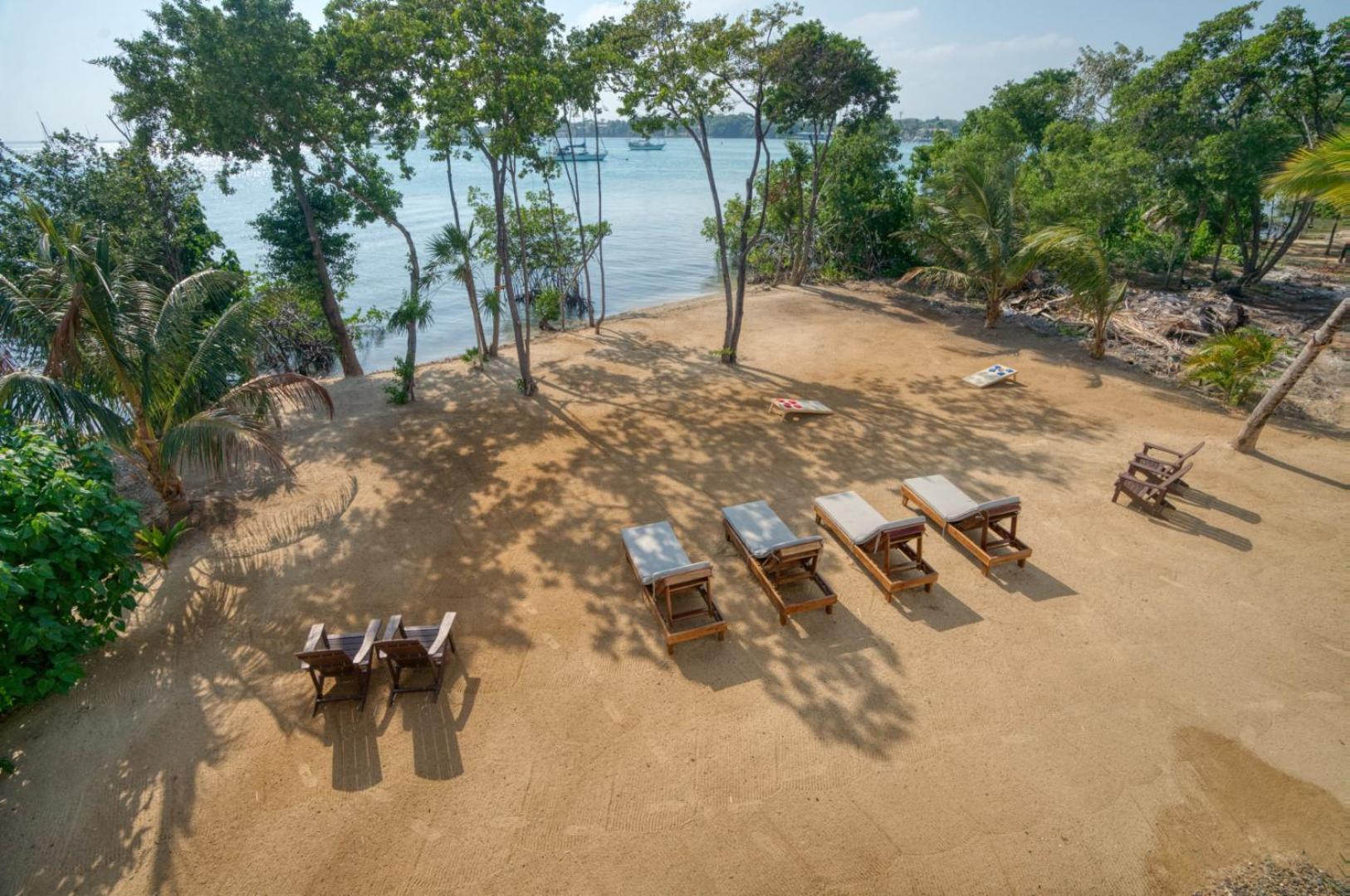 New Oceanfront 5 Bedroom Private Island
