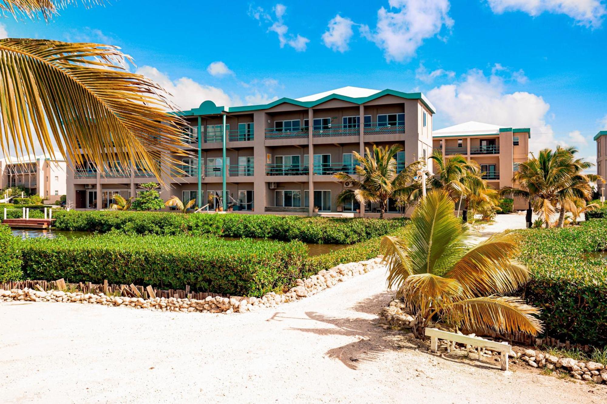Apartment F101 Mara Laguna San Pedro (Ambergris Caye)