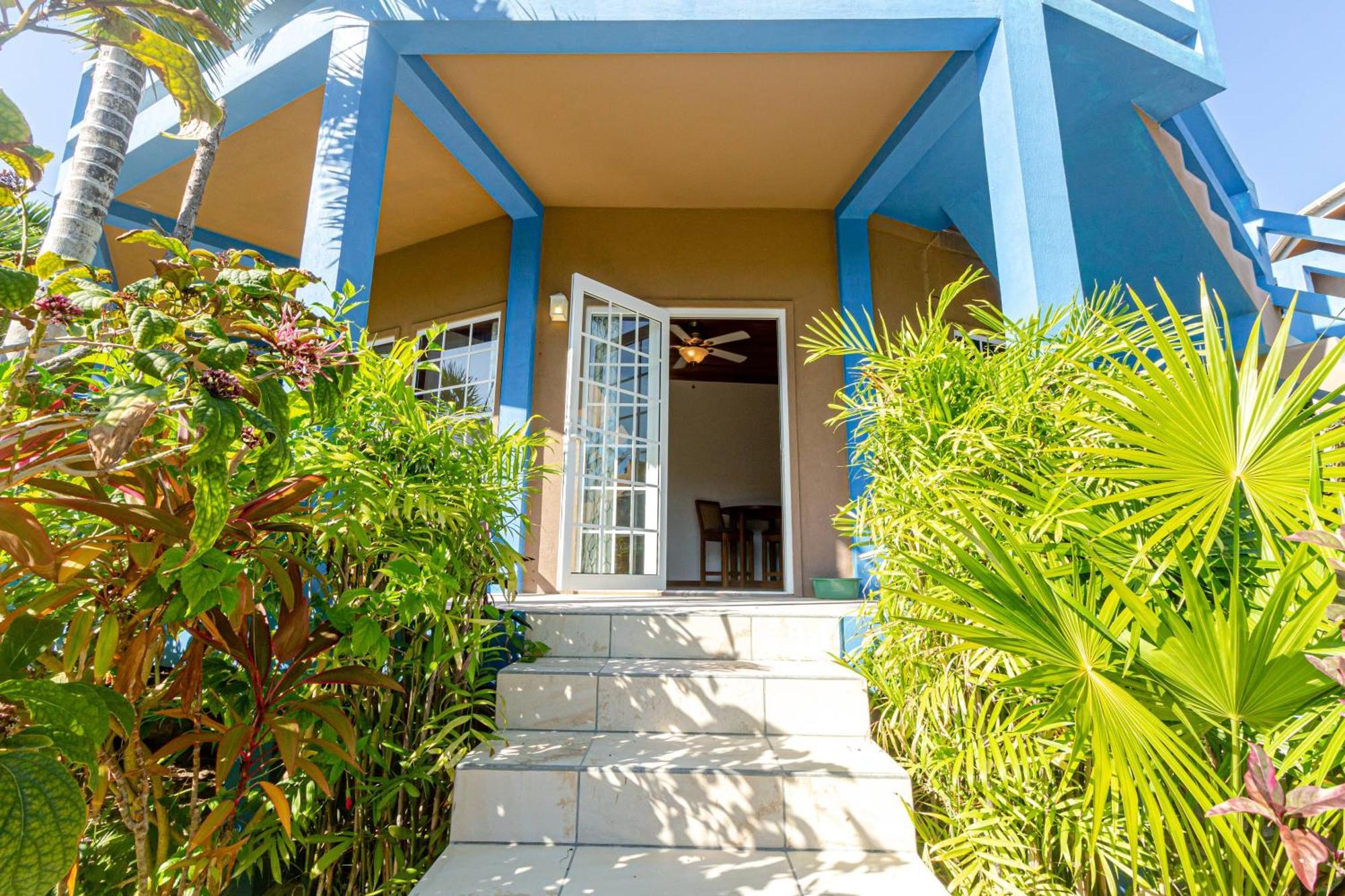 White Sands Cove 3* San Pedro (Ambergris Caye)