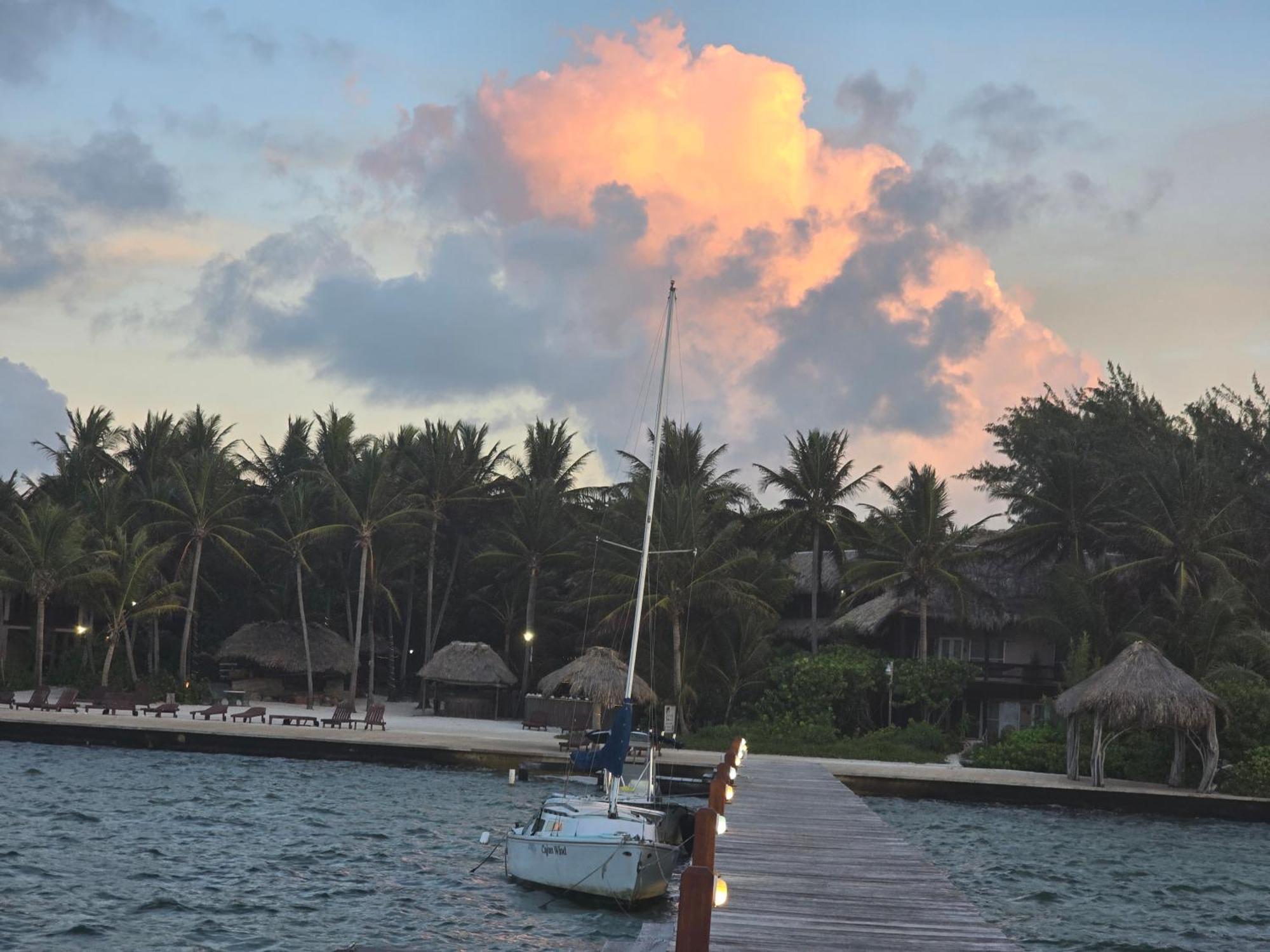 Xanadu Island 3* San Pedro (Ambergris Caye)