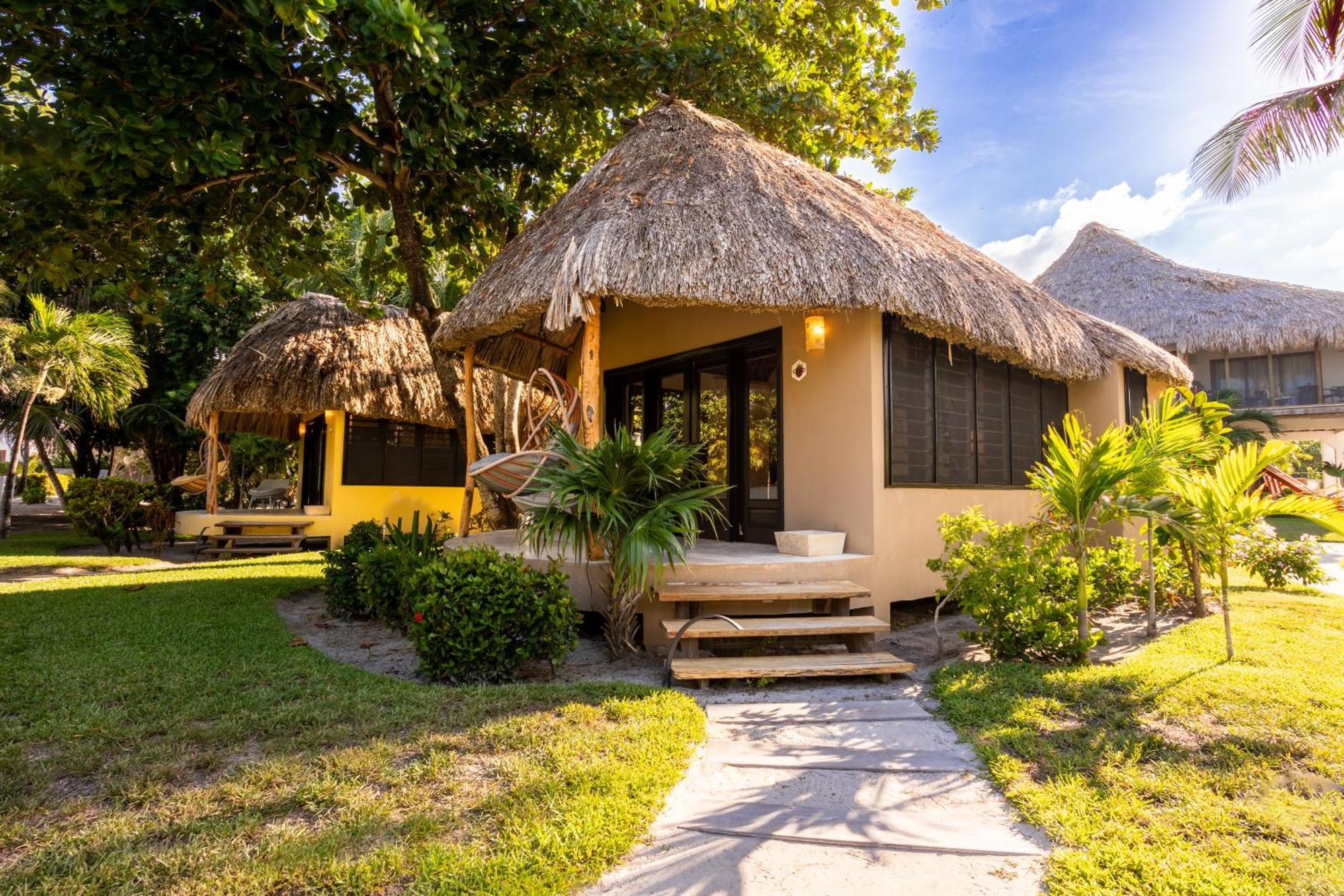 Resort Matachica And