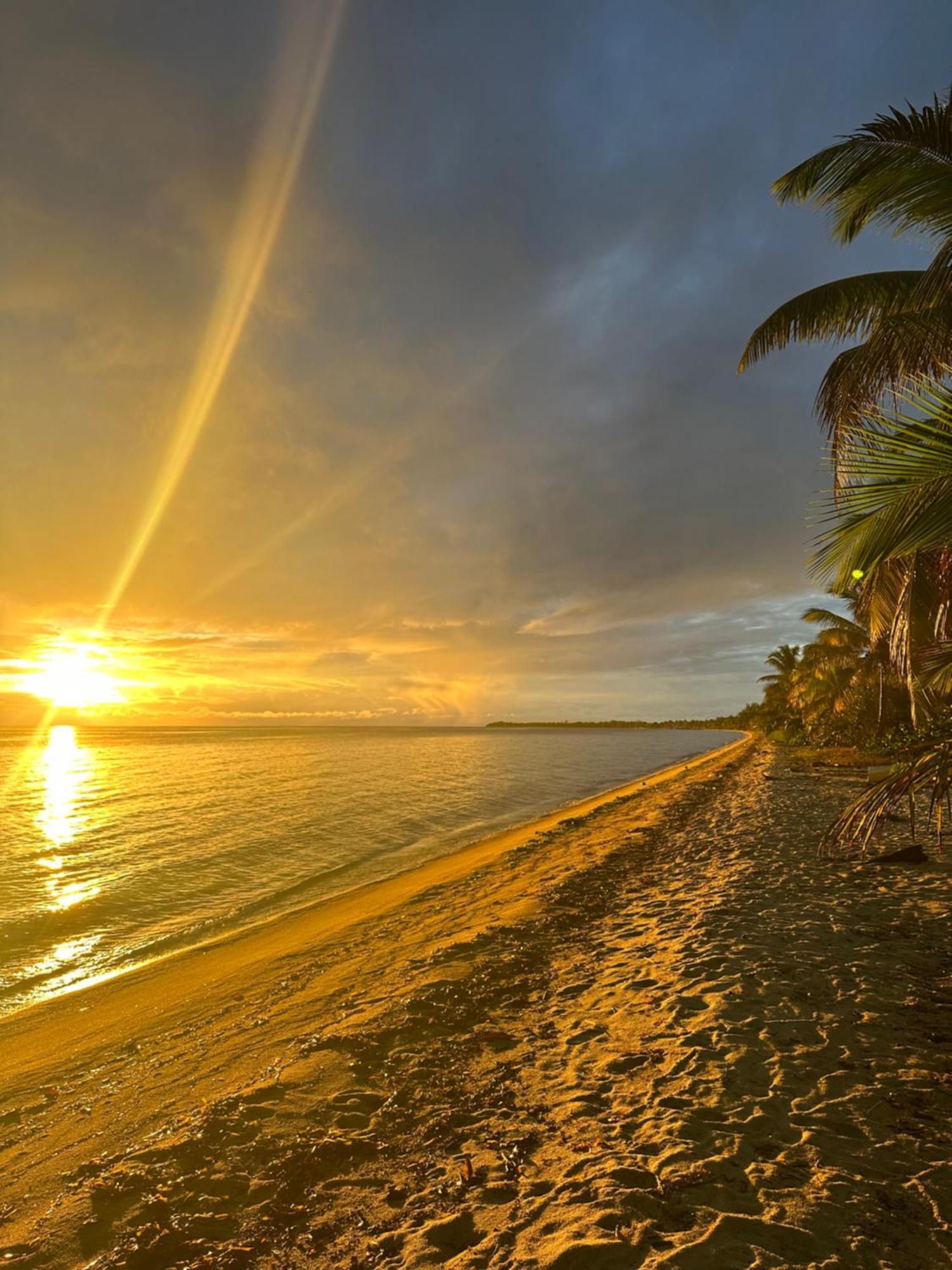 Seasons Belize Hopkins