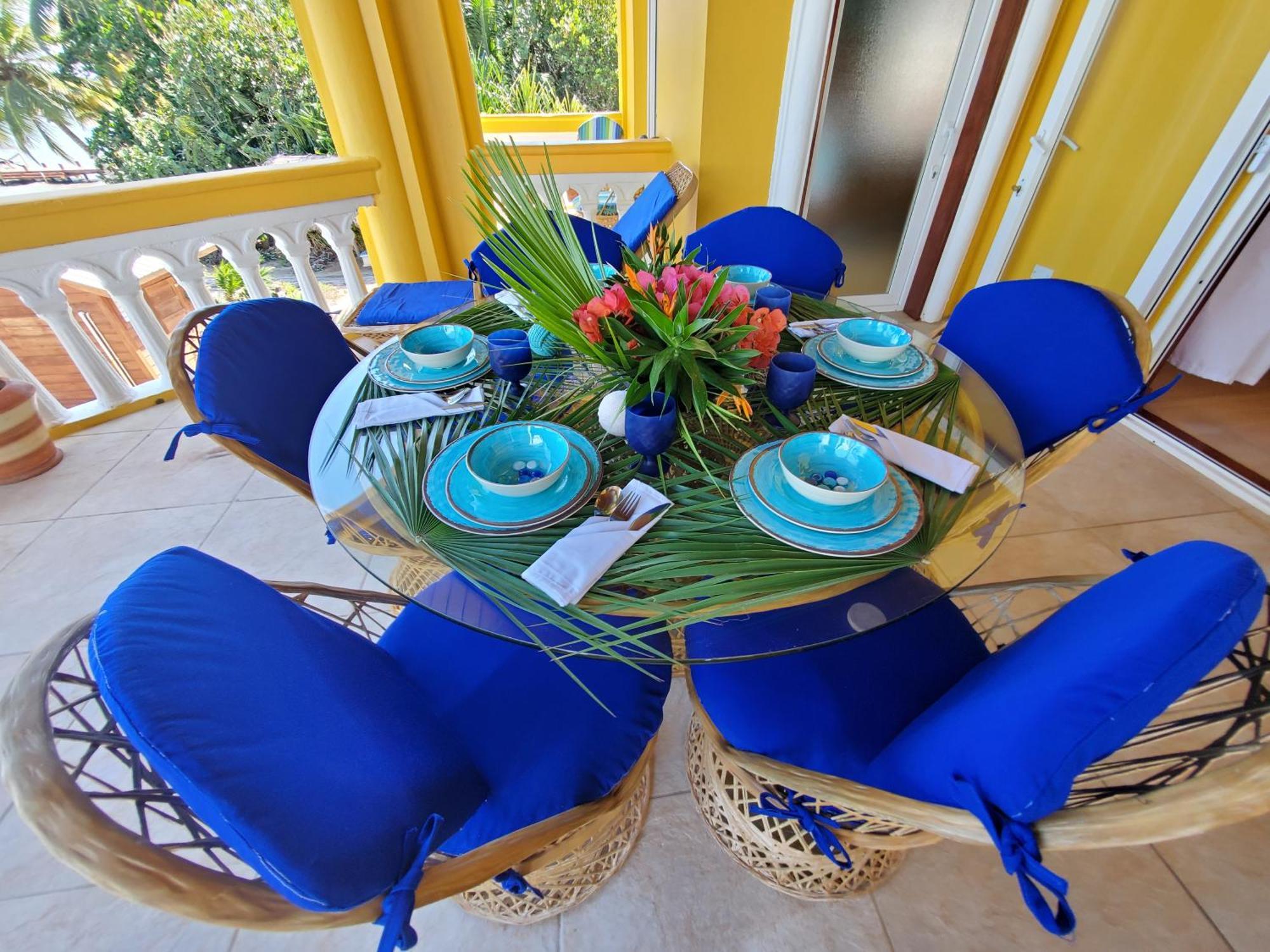 Aparthotel Blue Parrot House And
