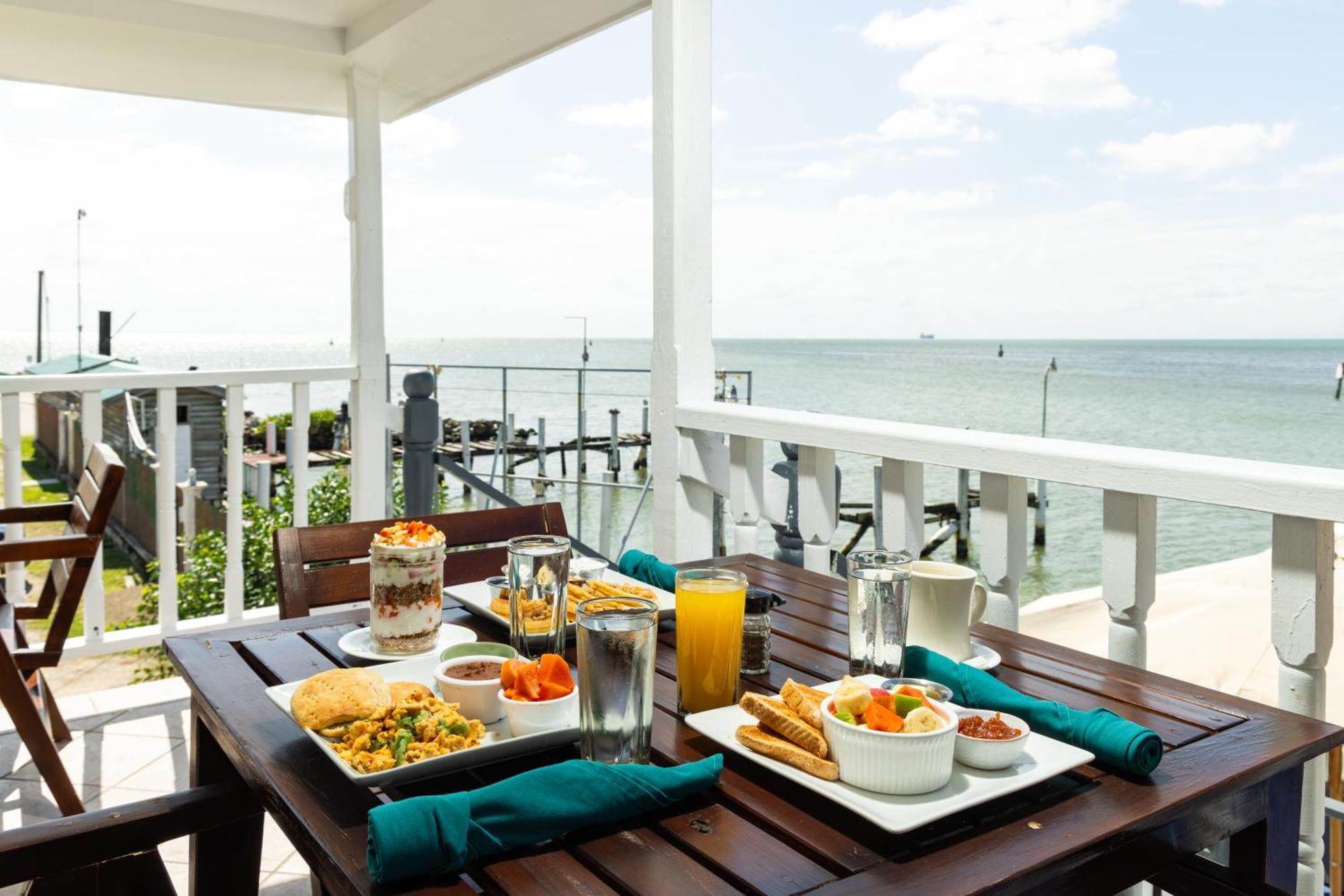 Resort Harbour View Boutique & Yoga Retreat