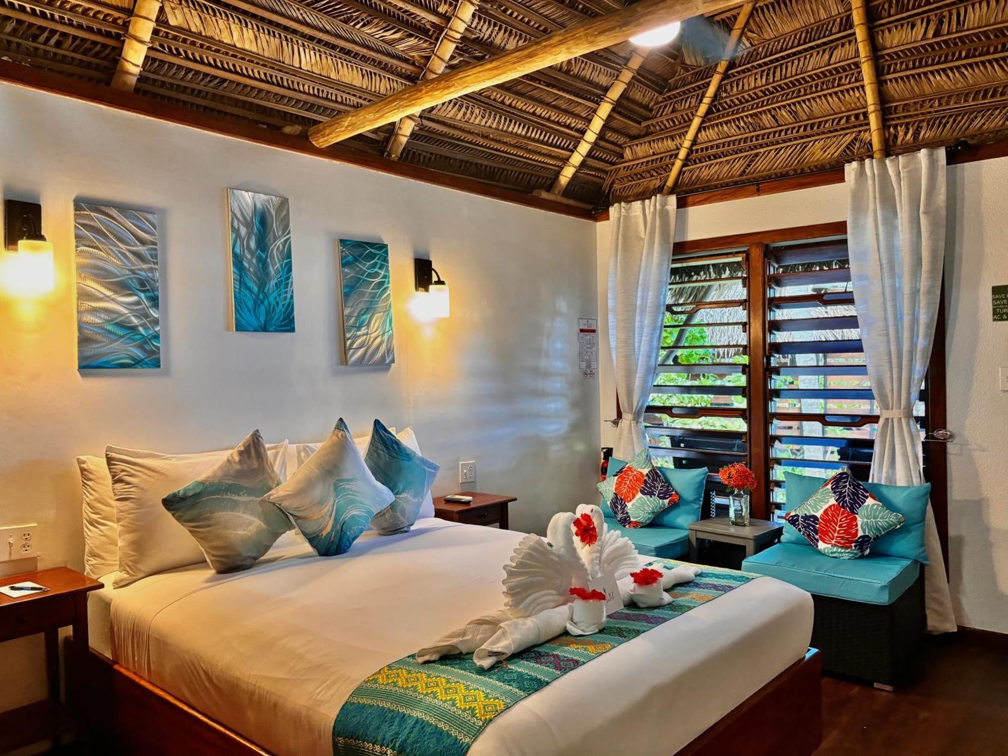 Azure Del Mar Inn Maya Beach